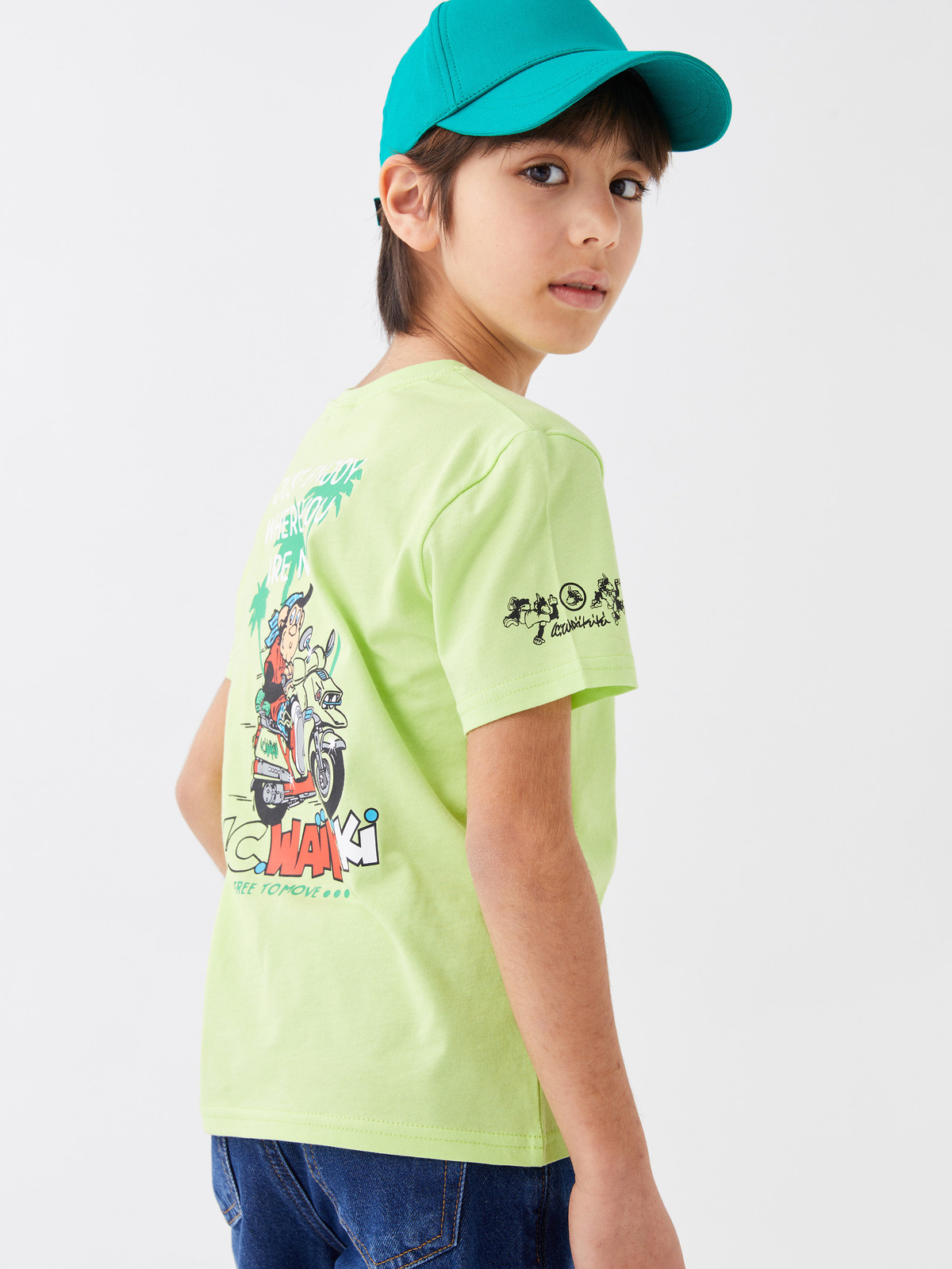 LCW Kids Bisiklet Yaka Nostaljik Maymun Baskılı Kısa Kollu Unisex