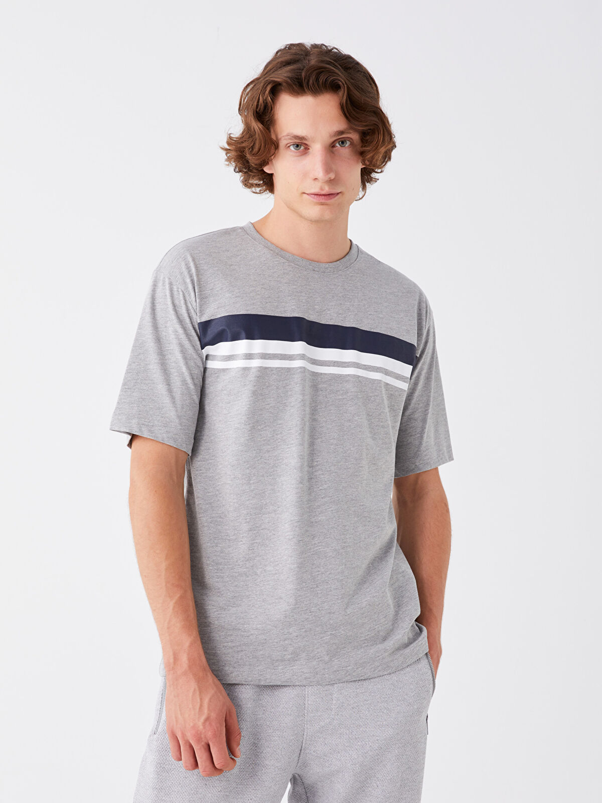【U LAN】[1+1] Mitsui U-neck Short Sleeves LCW Vision Crew Neck Pink Panther Printed Short Sleeve