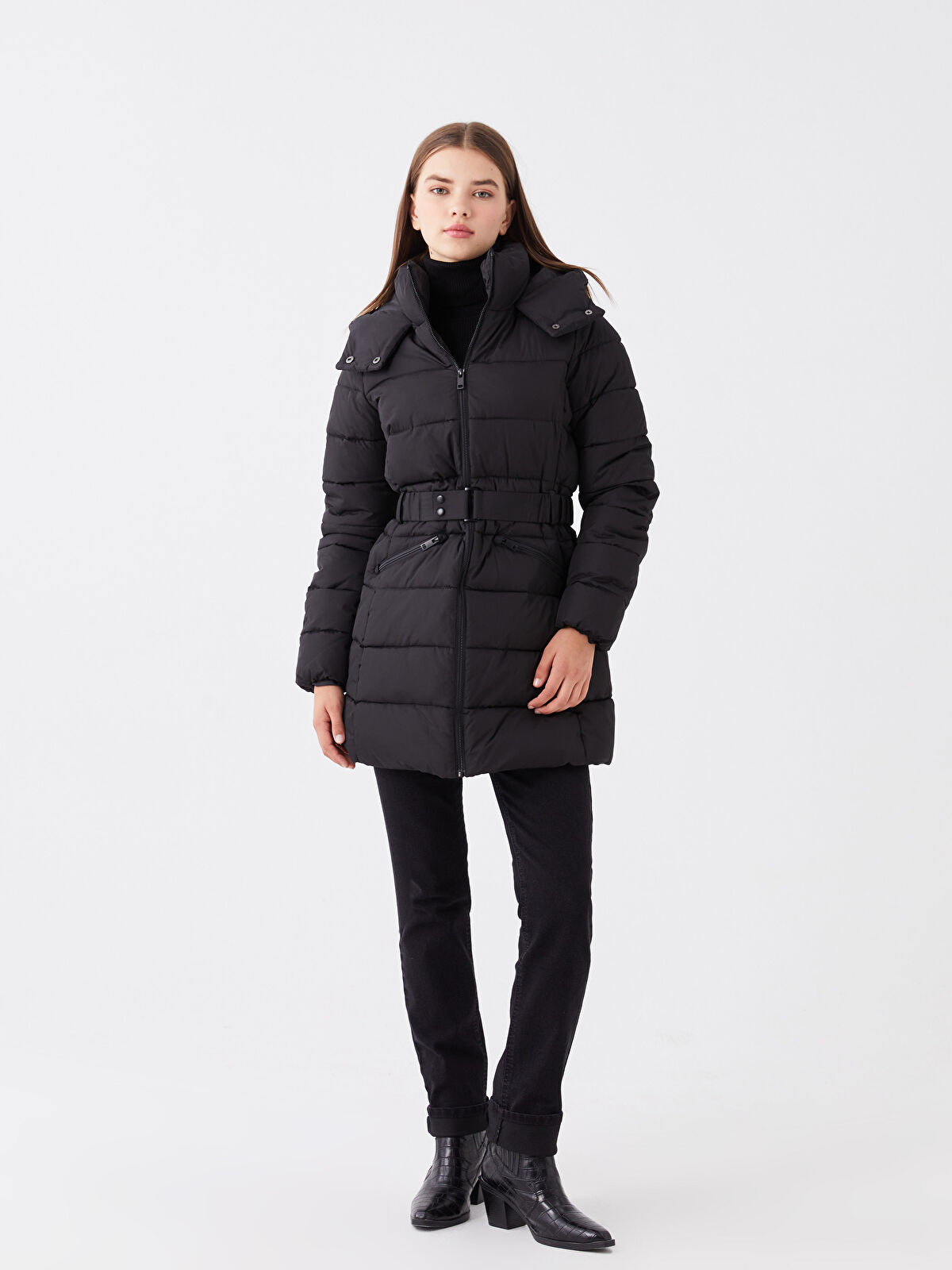 LCW Vision Siyah Kadın Kapüşonlu Düz Şişme Mont - W32235Z8-CVL | LCW