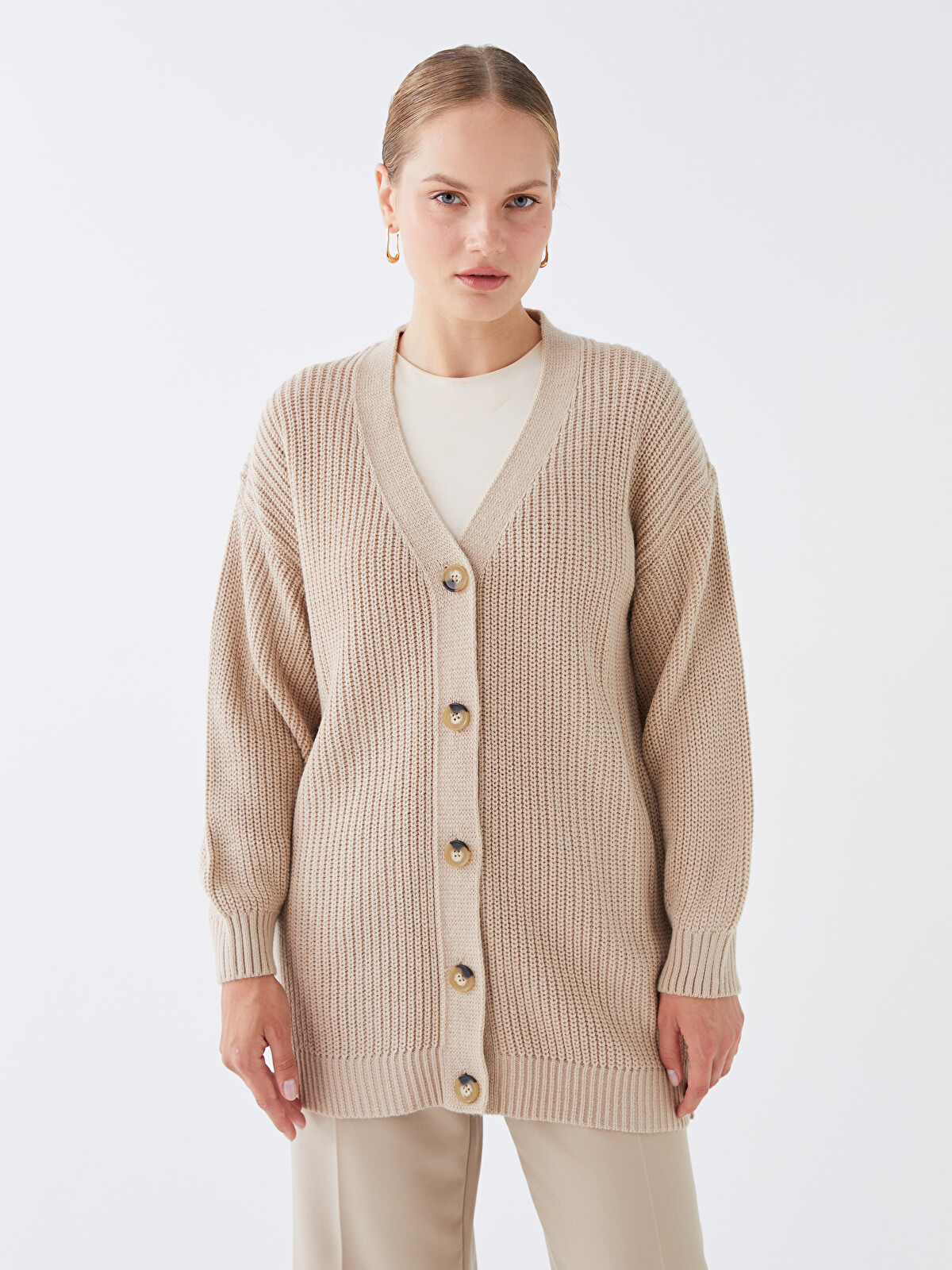 LCW Modest Bej V Yaka Oversize Kadın Triko Hırka - W32776Z8-VB6 | LCW