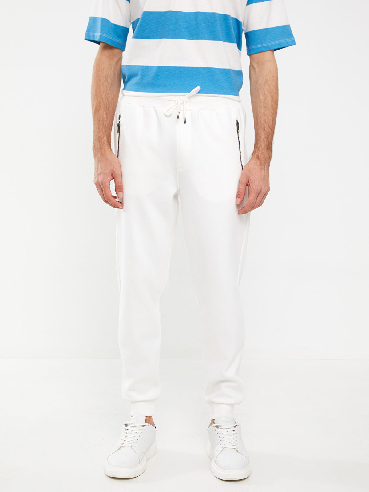 LC Waikiki Slim Fit Men's Thick Jogger Sweatpants -W33297Z8