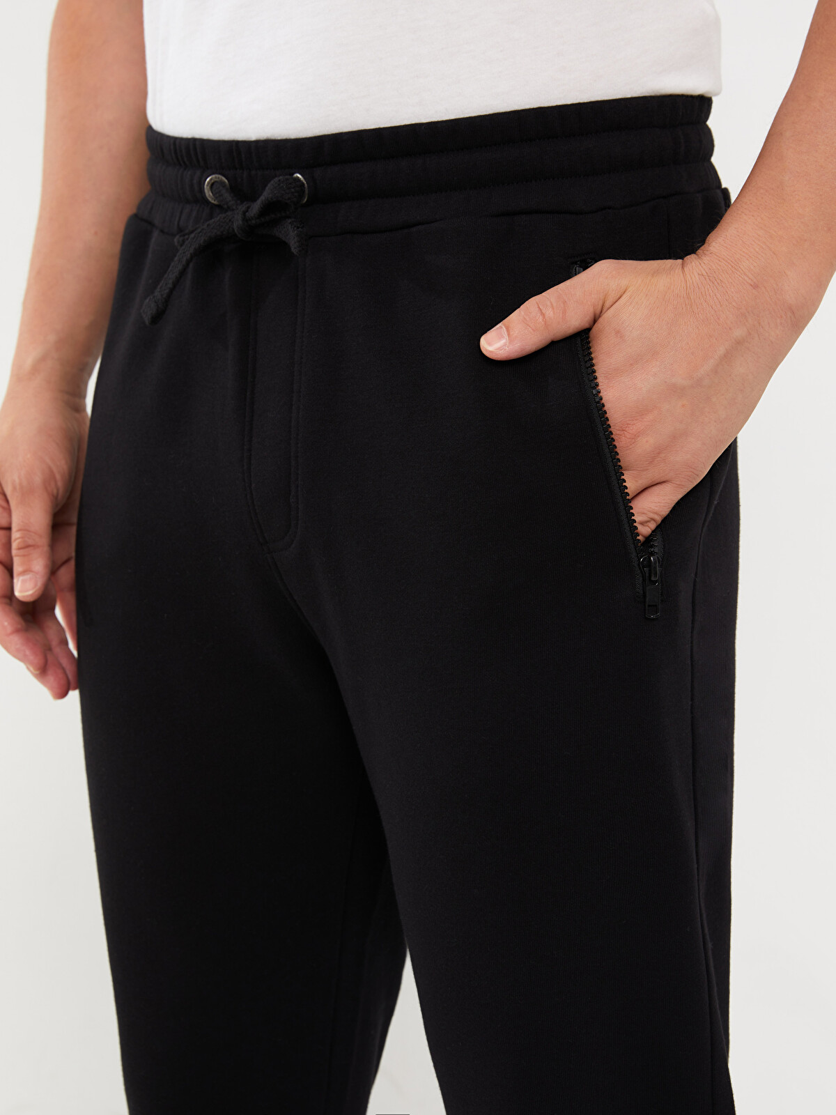 LCWAIKIKI Classic Regular Fit Men's Thick Jogger Sweatpants