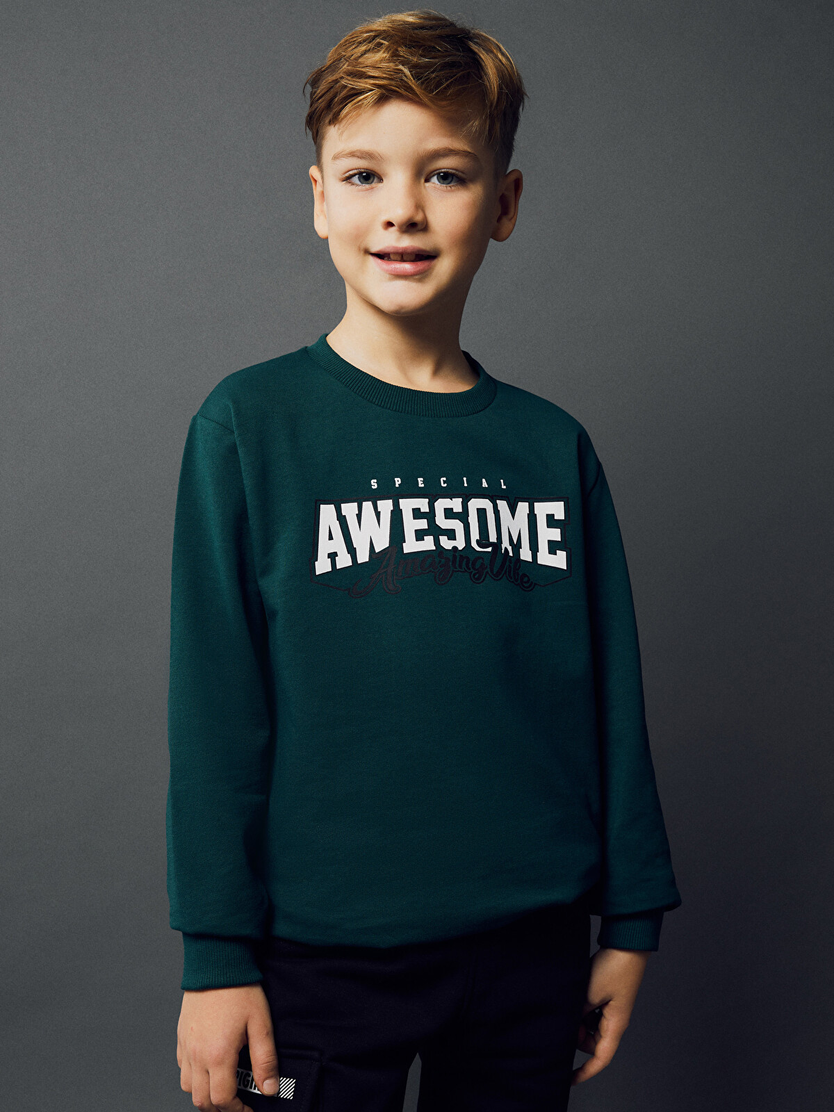 LCW Kids Yeşil Bisiklet Yaka Baskılı Uzun Kollu Erkek Çocuk
