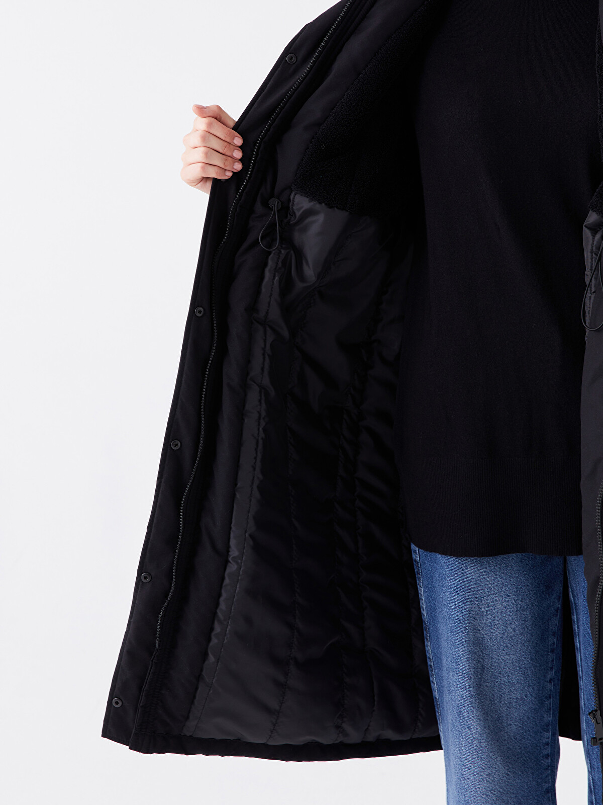 LCW Modest Siyah Kadın Kapüşonlu Düz Parka - W37126Z8-RQL | LCW