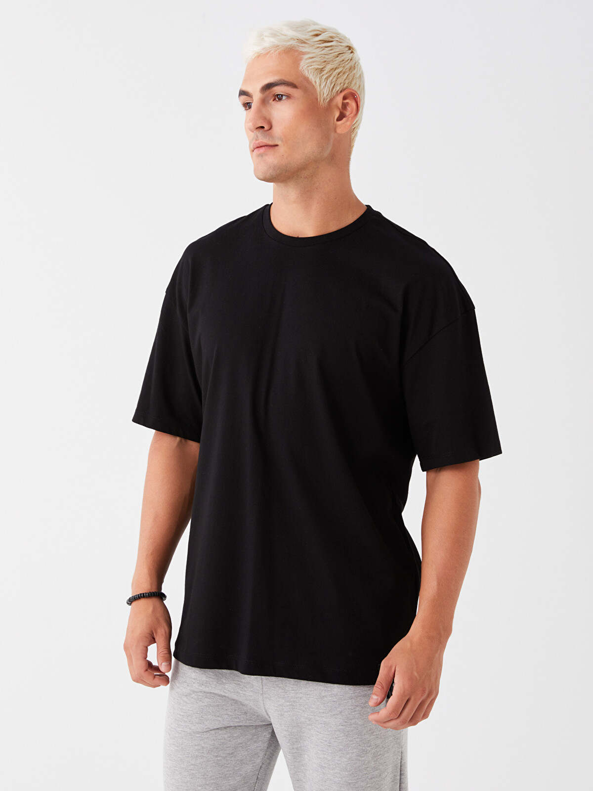 XSIDE Siyah Oversize Bisiklet Yaka Kısa Kollu Erkek Tişört