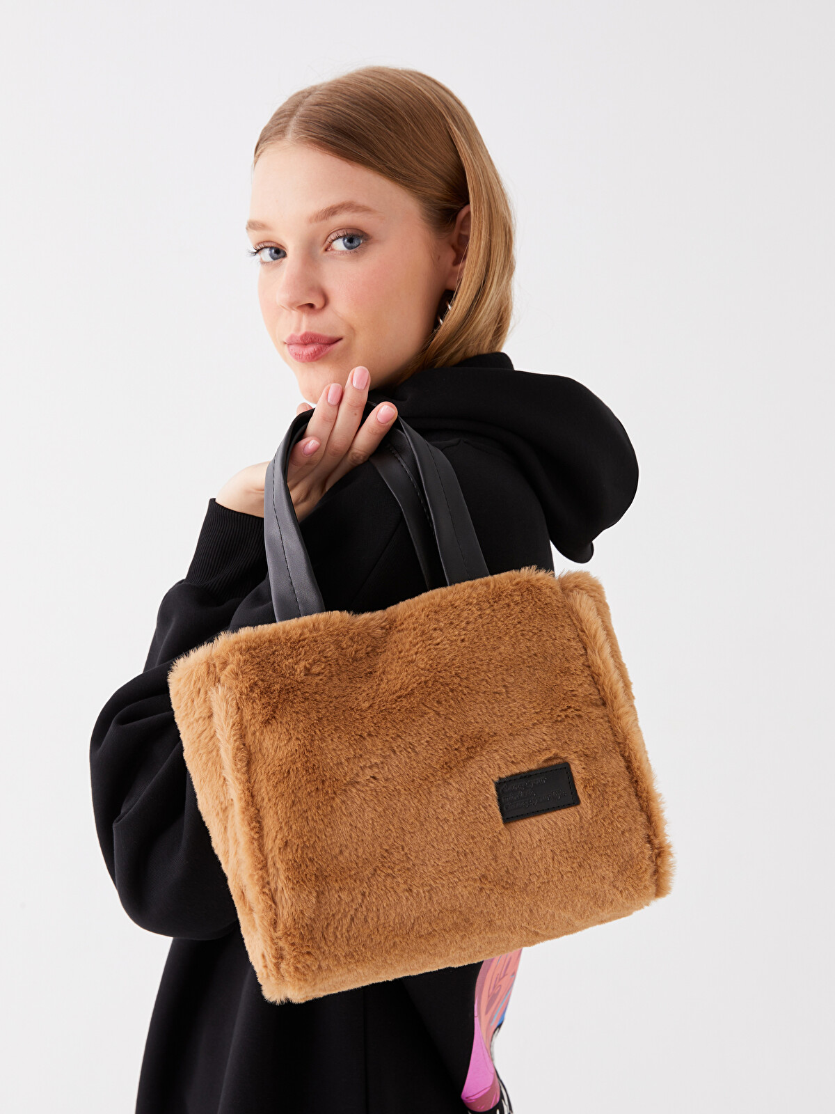 LCW ACCESSORIES Меховая Женская Сумка - W3CM05Z8-CWX | LC Waikiki