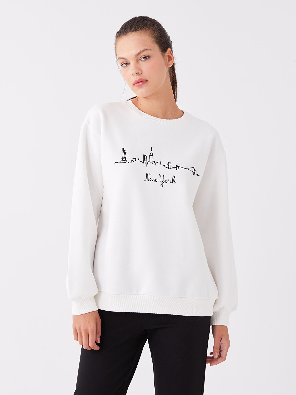 XSIDE Crew Neck Embroidered Women's Thick Sweatshirt