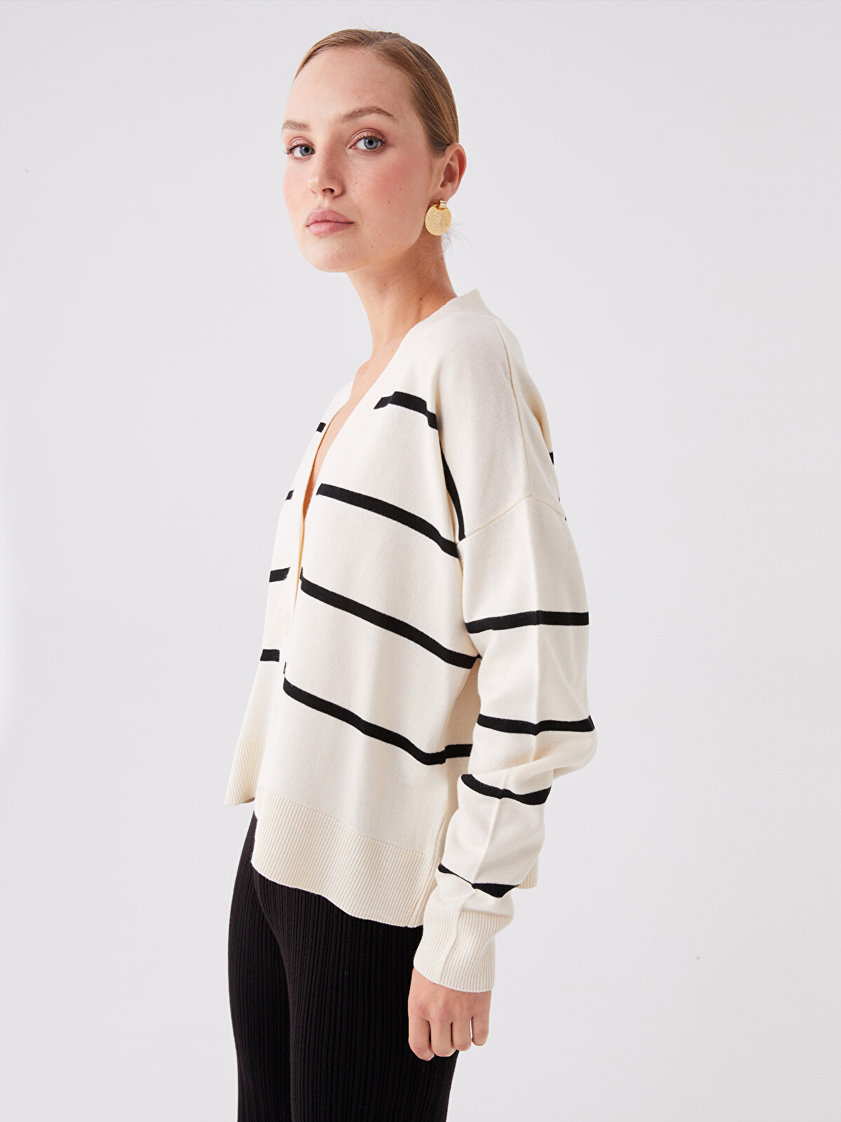 LCWAIKIKI Classic V-Neck Striped Long Sleeve Oversize Women's