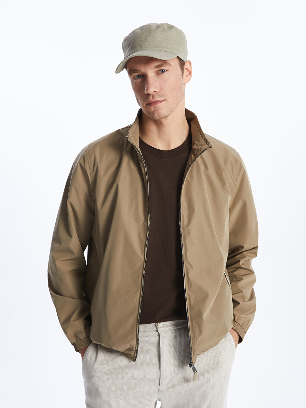 LCWAIKIKI Classic Bej Standart Kalıp Dik Yaka Erkek Mont