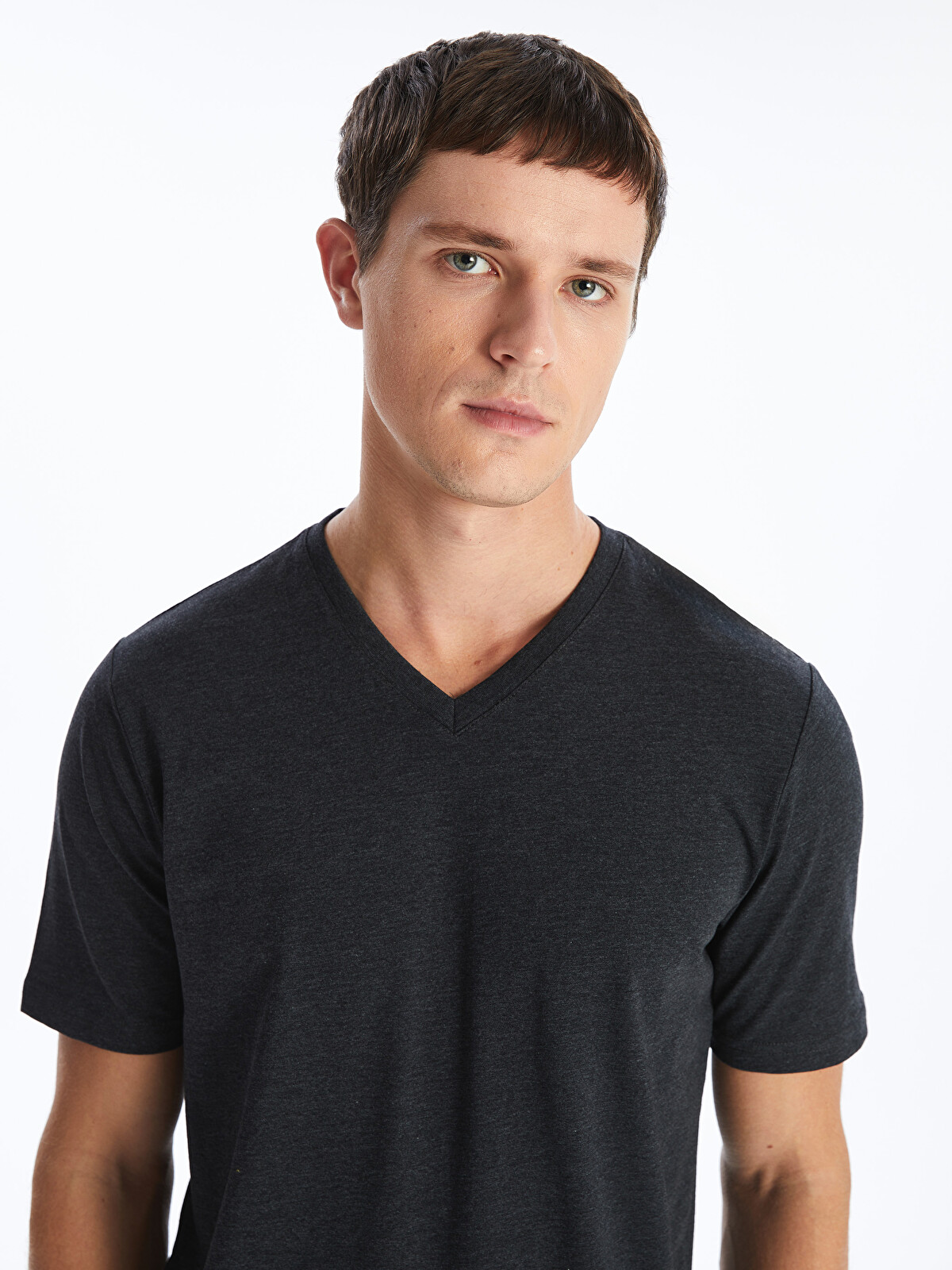 LCWAIKIKI Classic V-neck Short Sleeve Jersey Men's T-shirt