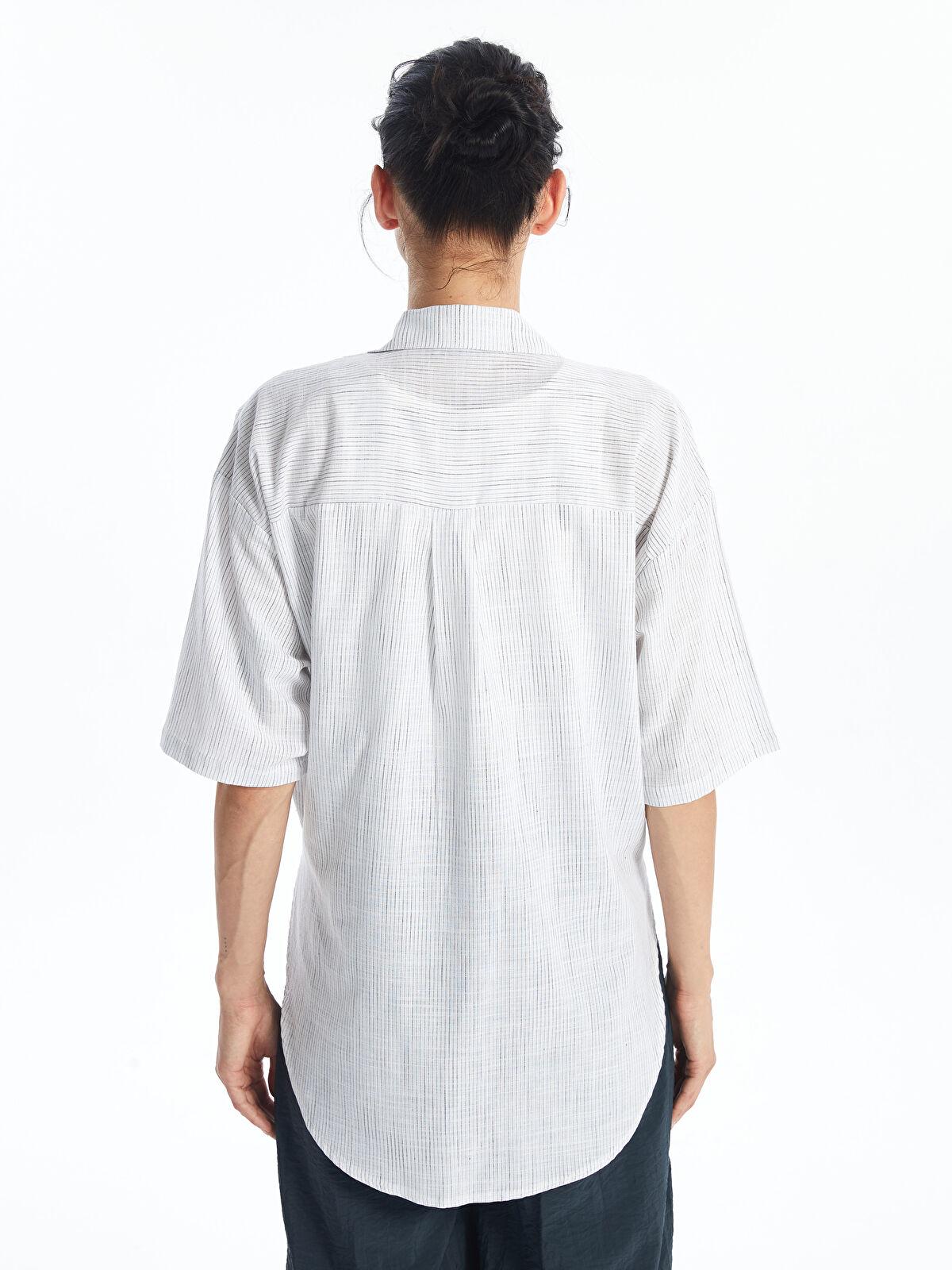 ★ILLIGO★ Vintage Rose Long Sleeve White 25SPTOP06WH DRE0418EMB006_WHI0006_7.jpg?sw