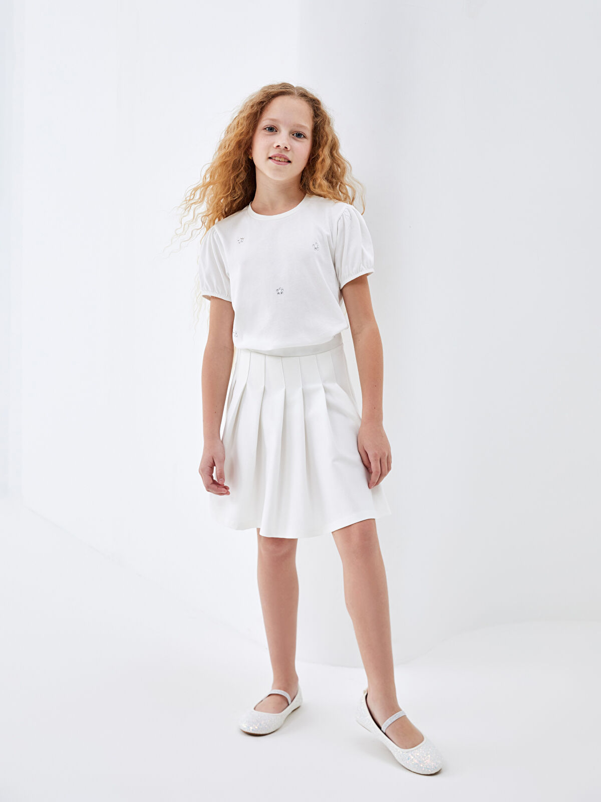 LCW Kids Elastic Waist Pleated Girl Skirt -S4M641Z4-Q6K - LC Waikiki