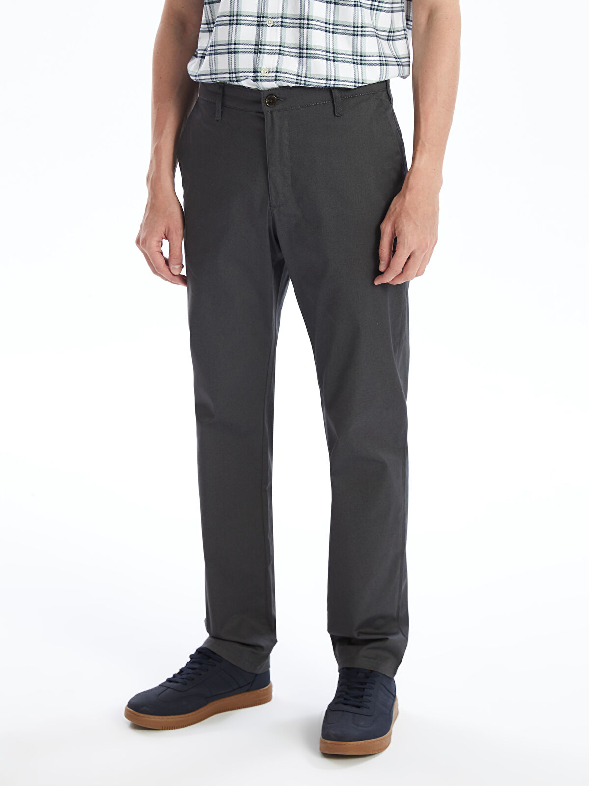 Standard Fit Men's Chino Trousers -S4MB36Z8-JQN - LC Waikiki