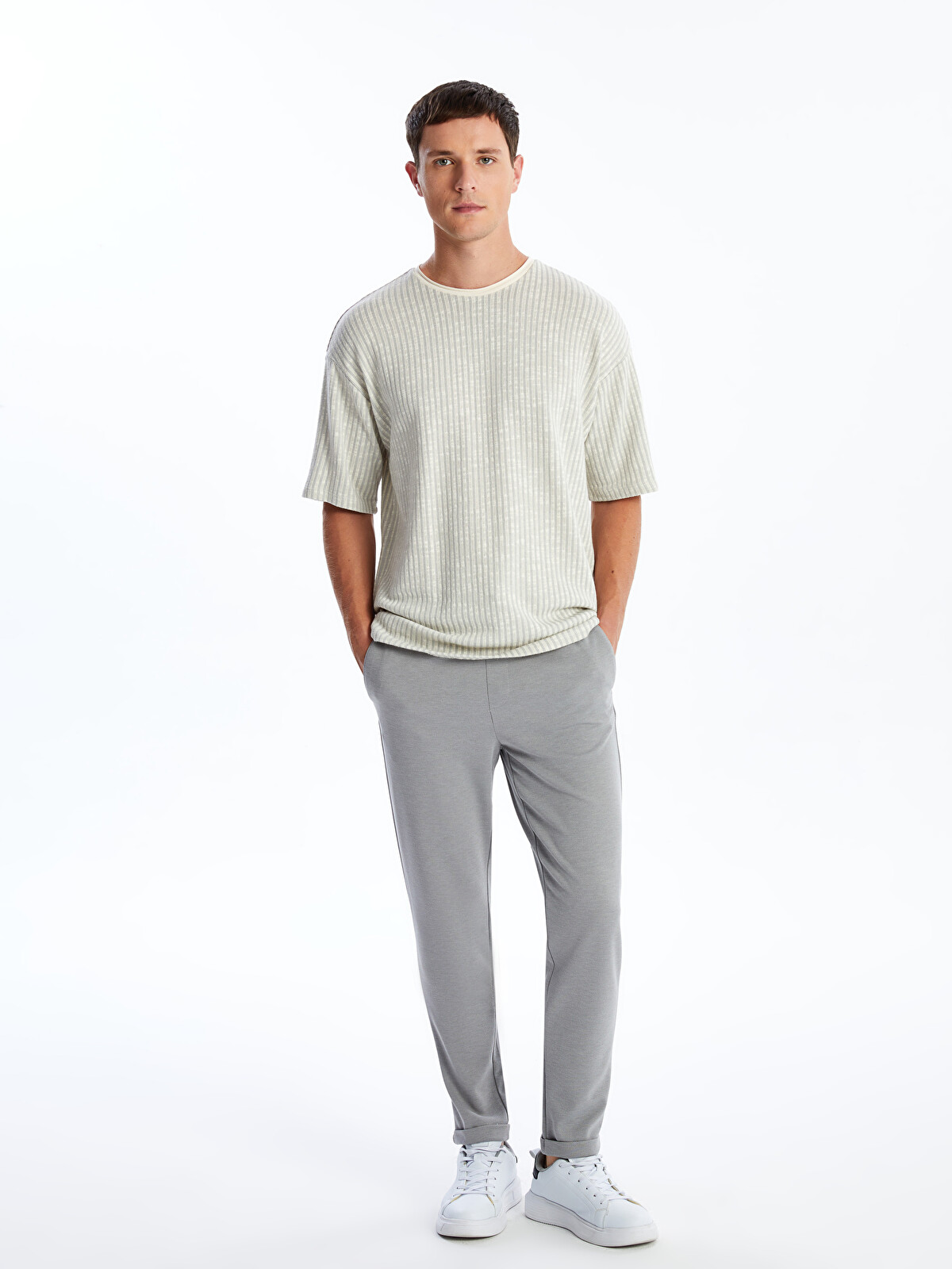 LCW Vision Slim Fit Men's Trousers - W40040Z8-YQH | LC Waikiki