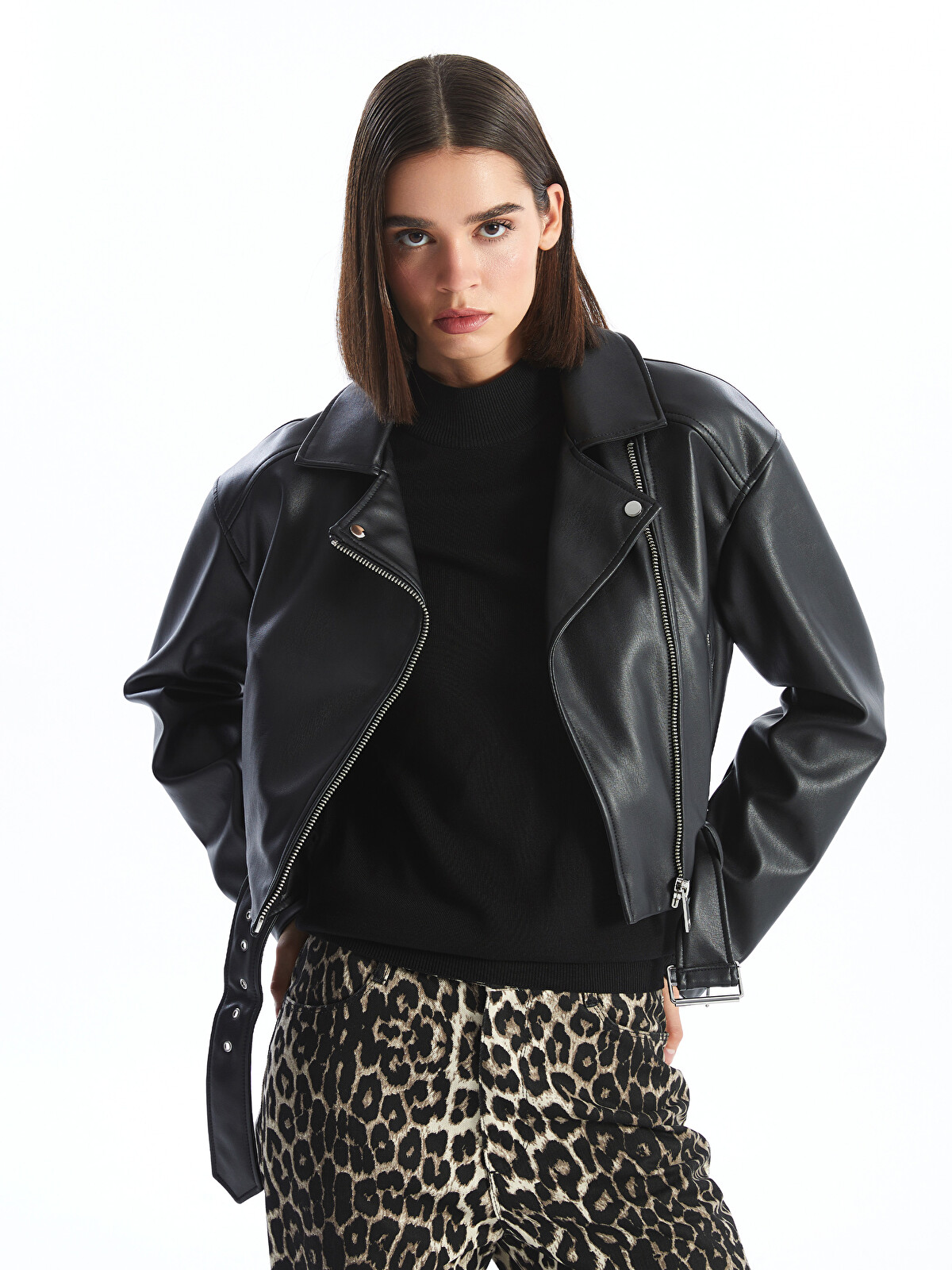 LCW Vision Siyah Biker Yaka Kadın Deri Görünümlü Ceket - W40057Z8