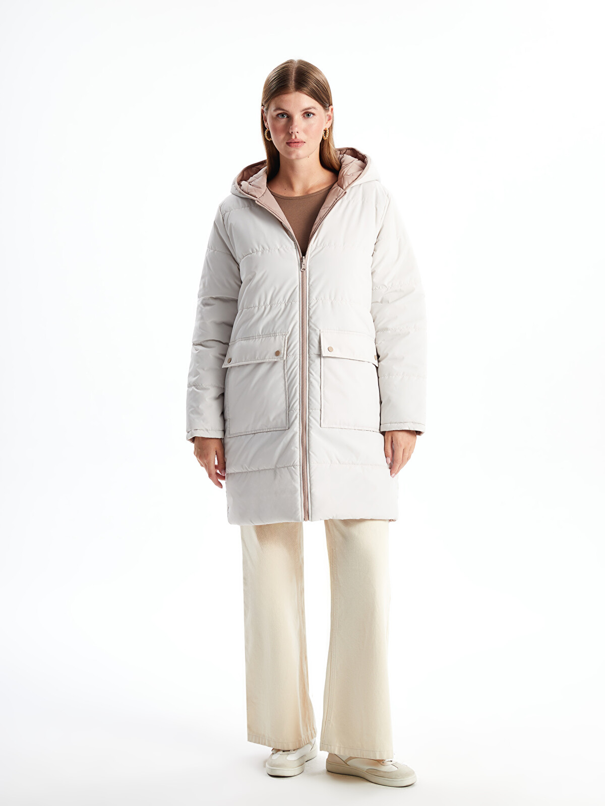 LCWAIKIKI Classic Hooded Reversible Women's Puffer Coat - W40786Z8