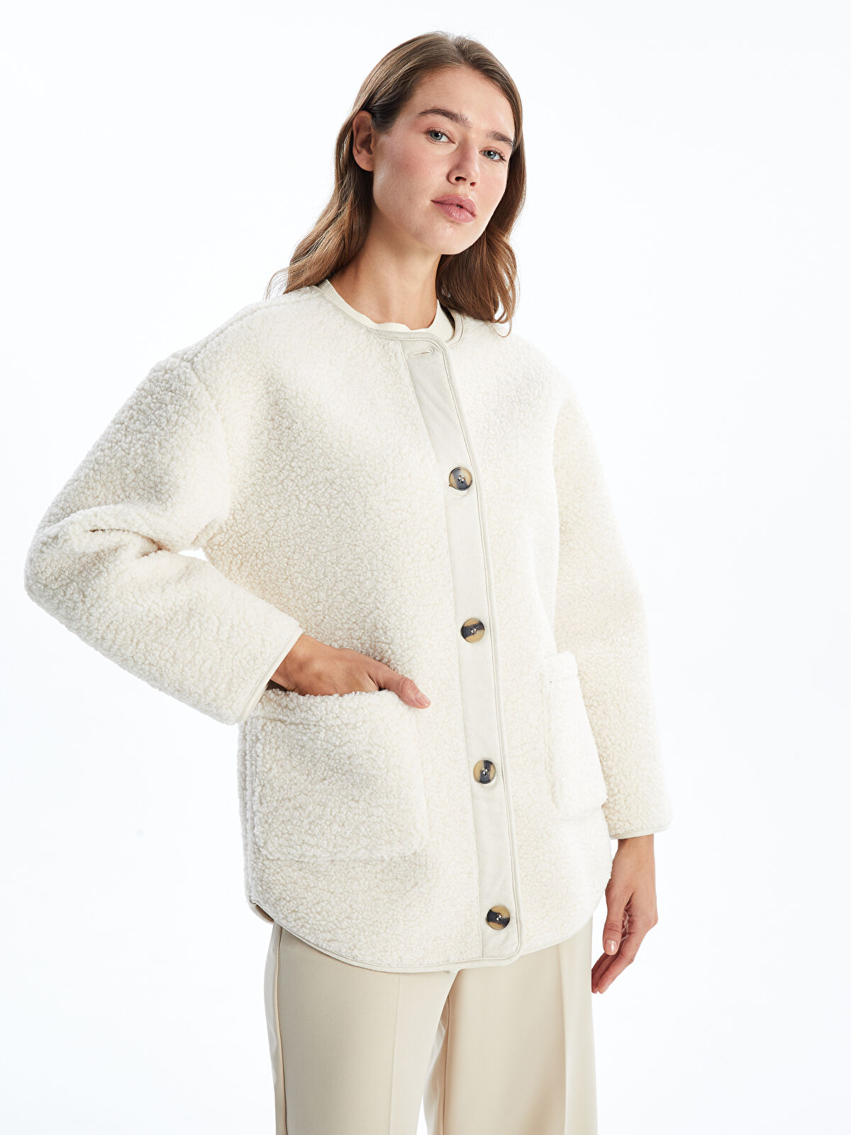 LCW Modest Bisiklet Yaka Düz Oversize Kadın Teddy Mont -W41438Z8