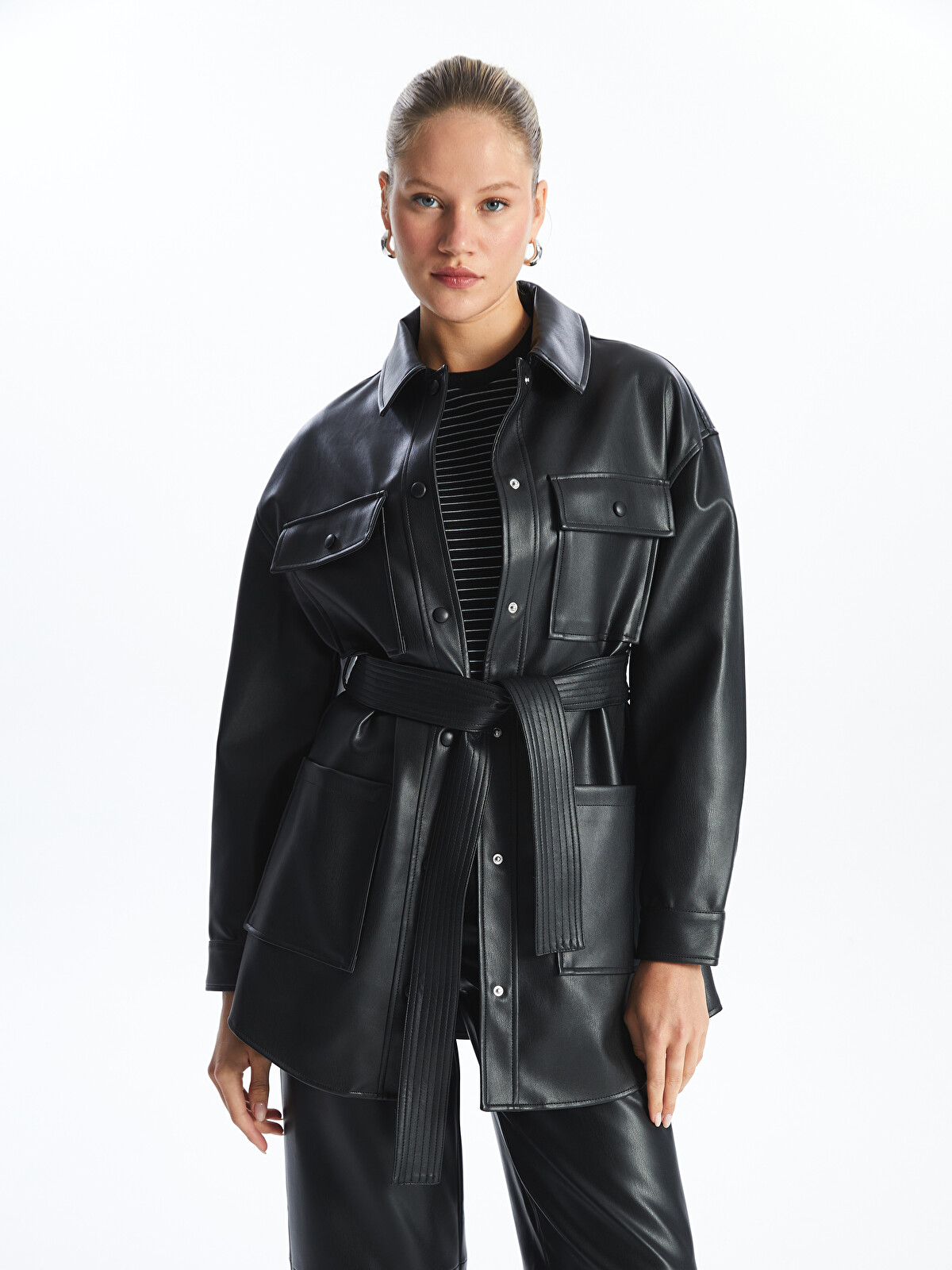 LCW Modest Gömlek Yaka Oversize Kadın Deri Görünümlü Ceket