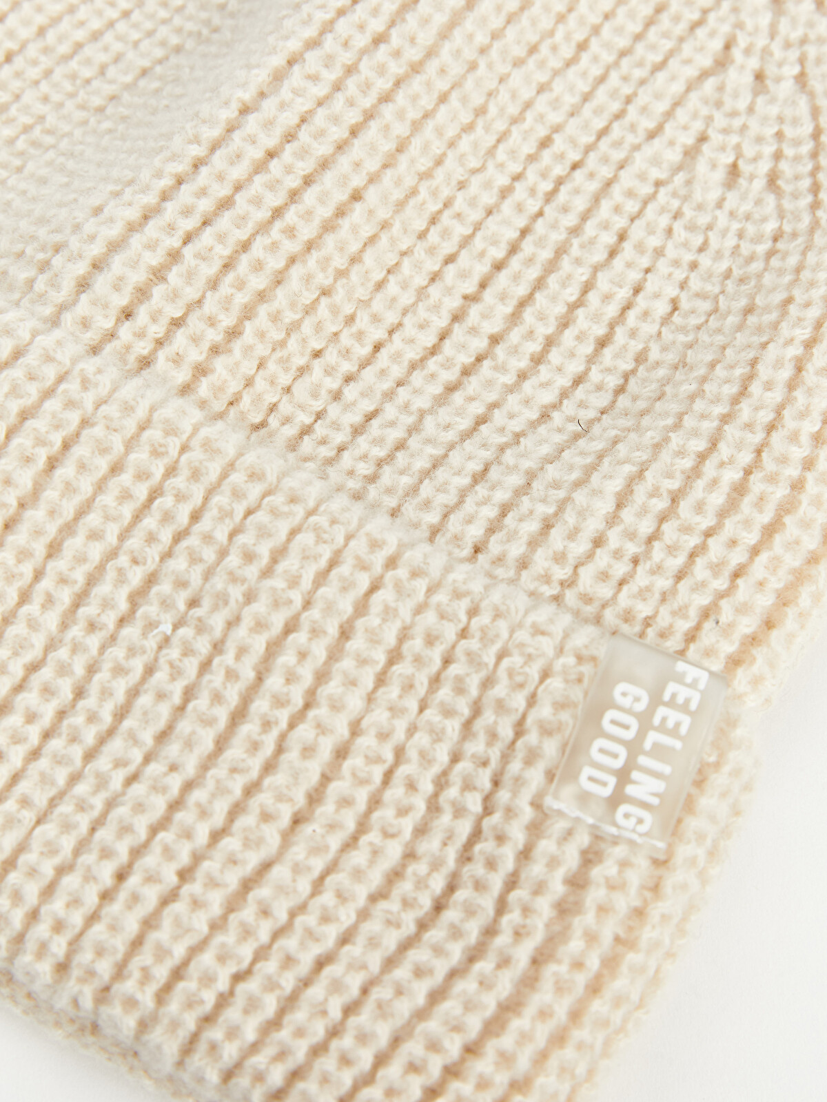 新品未使用⭐︎タグ付　CALME loose fit beanie ivory LCW ACCESSORIES Basic Women's Beanie - W4BT36Z8-FT0 | LC Waikiki