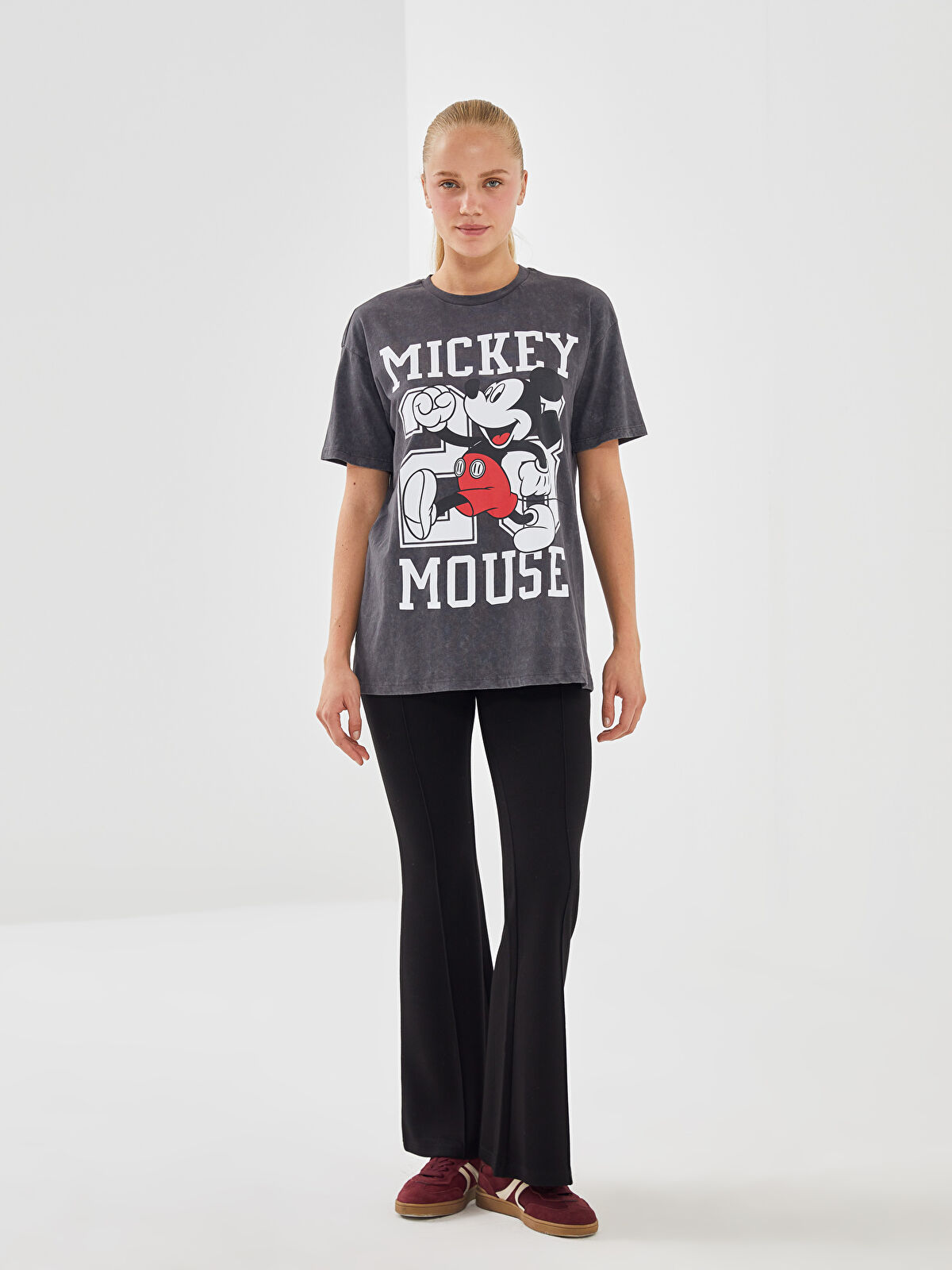 トップス DENIMDUNGAREEHollywoodStudios Mickey TEE XSIDE Crew Neck Mickey Mouse Printed Short Sleeve Women's T