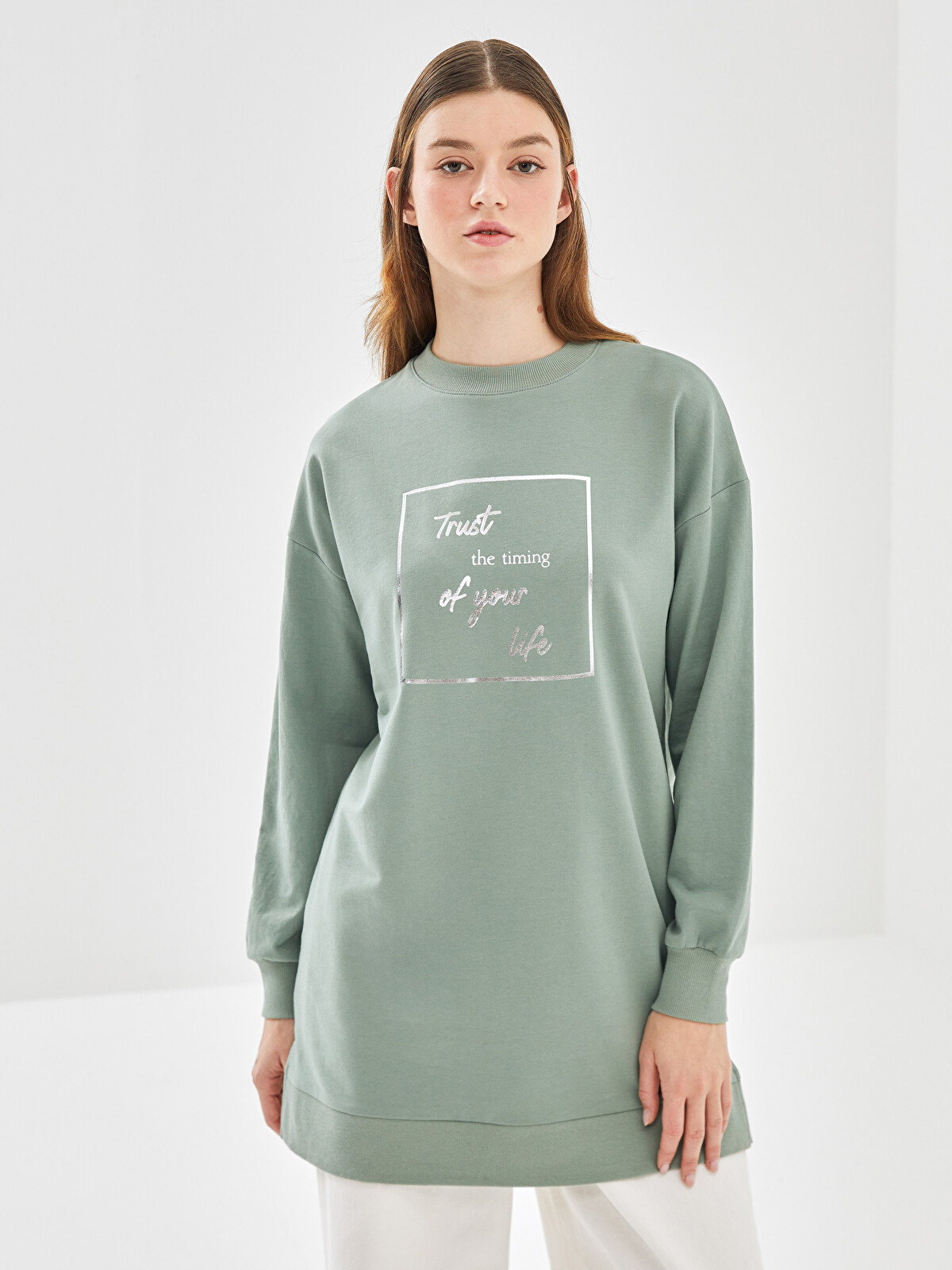 LCW Modest Bisiklet Yaka Baskılı Kadın Sweatshirt Tunik - W4H404Z8 LCW Modest Bisiklet Yaka Baskılı Kadın Sweatshirt Tunik - W4H404Z8