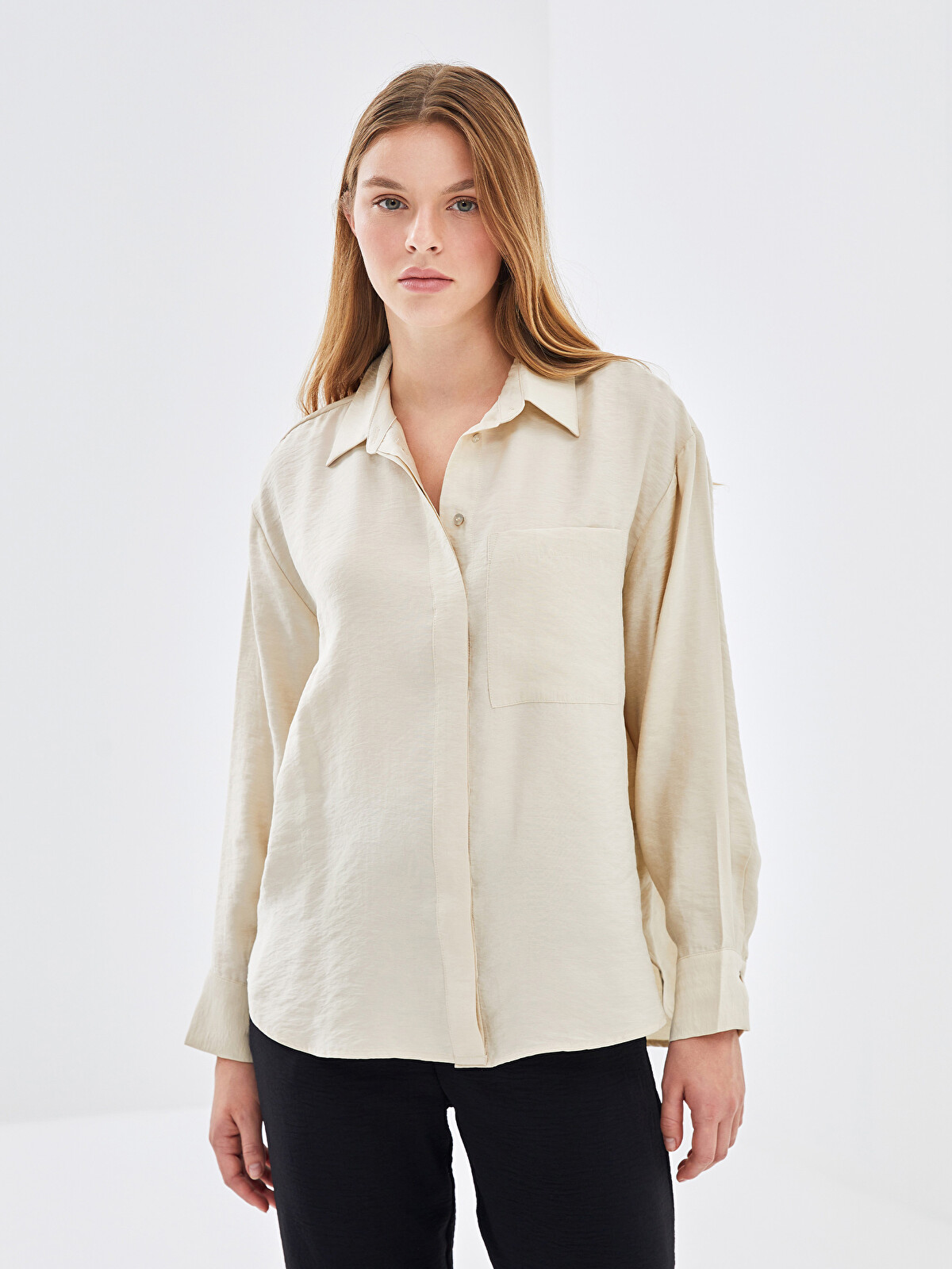 LCW Vision Oversize Women's Shirt - W4J097Z8-JRB | LC Waikiki