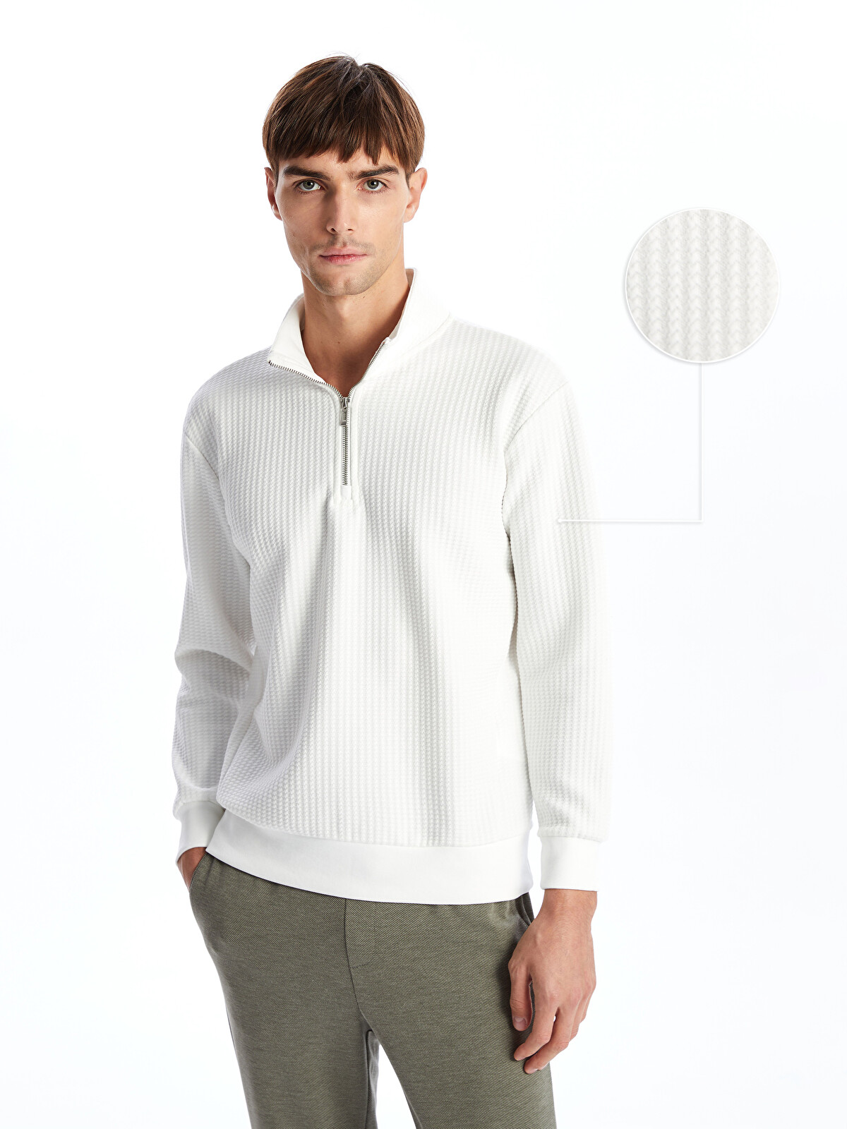 LCW Vision Funnel Neck Men's Sweatshirt - W4J146Z8-R9J | LC Waikiki