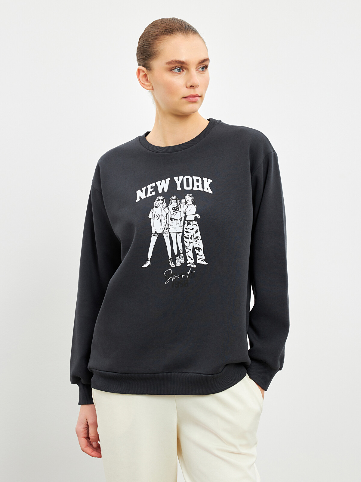 洋楽 YSK8 LCW Vision New York Printed Women's Sweatshirt - W4M848Z8-DC4 - LC
