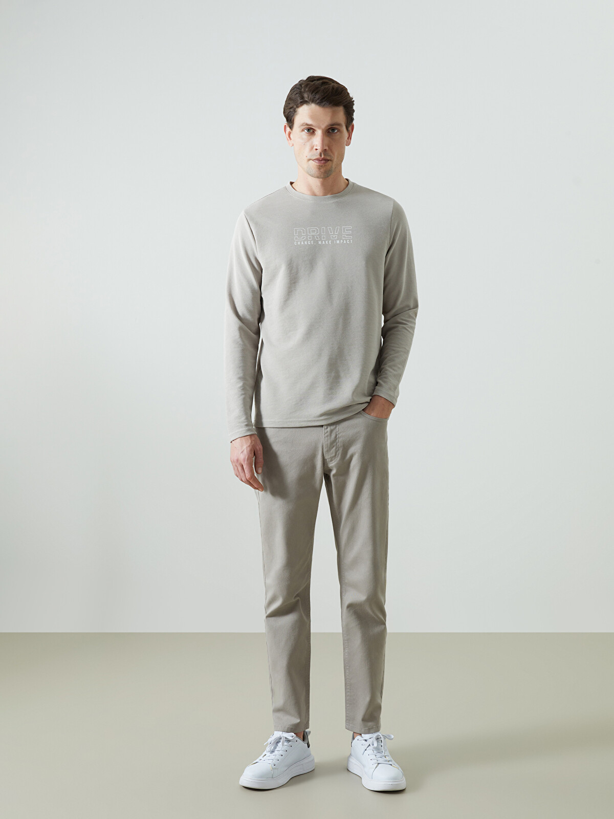 LCWAIKIKI Classic Standart Kalıp Gabardin Erkek Chino Pantolon