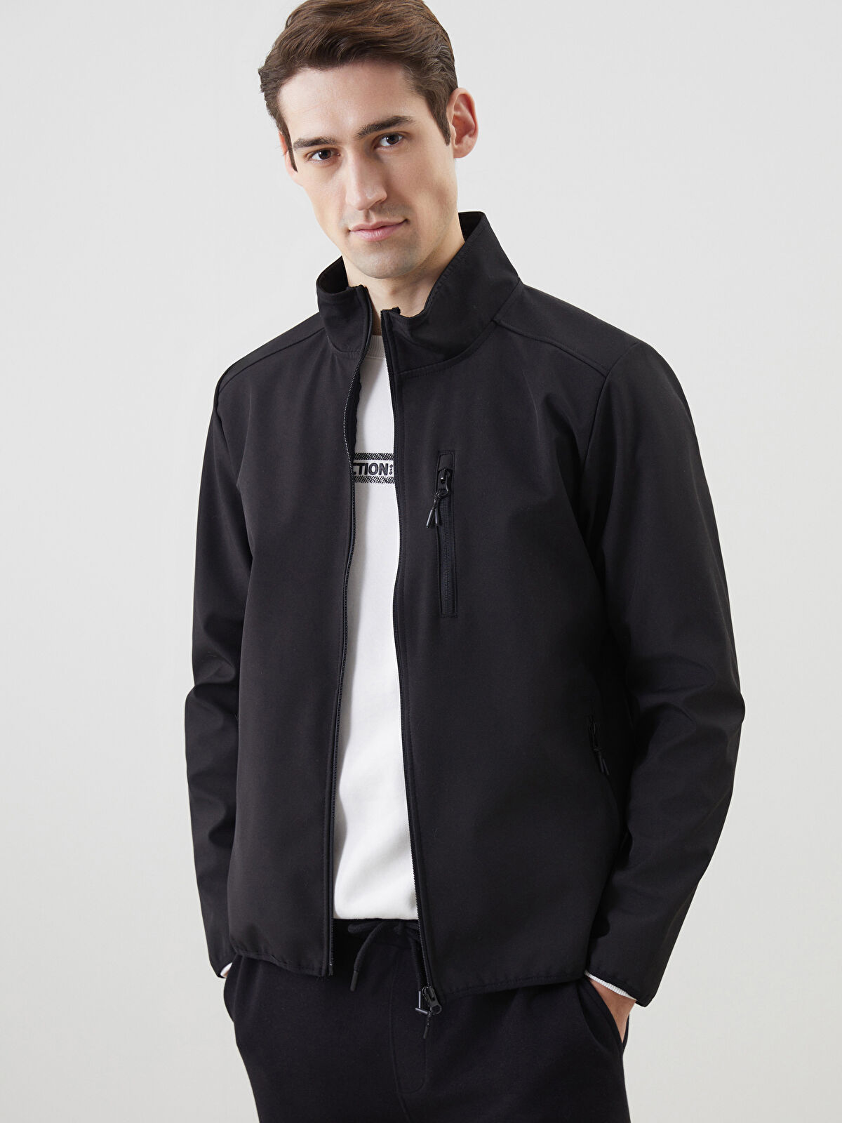 LCWAIKIKI Classic Siyah Standart Kalıp Dik Yaka Erkek Mont