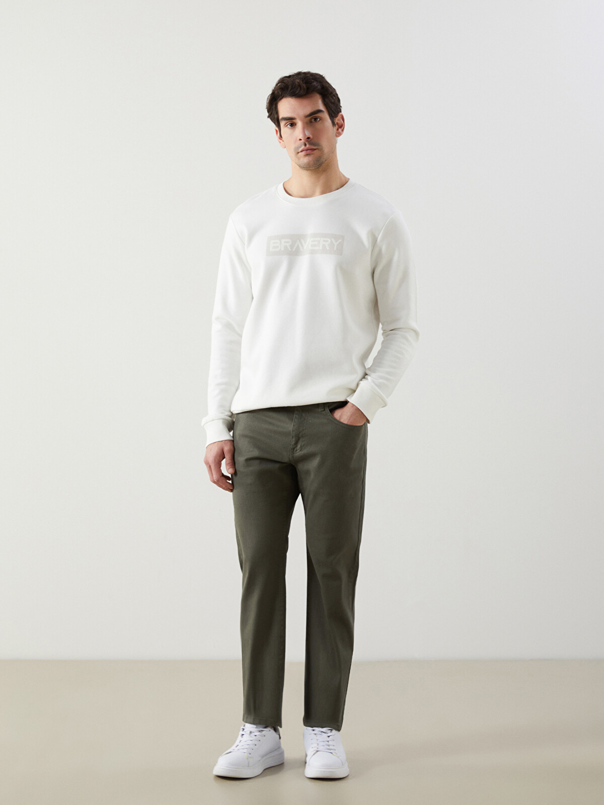LCWAIKIKI Classic Haki Dar Kalıp Erkek Chino Pantolon - S51168Z8