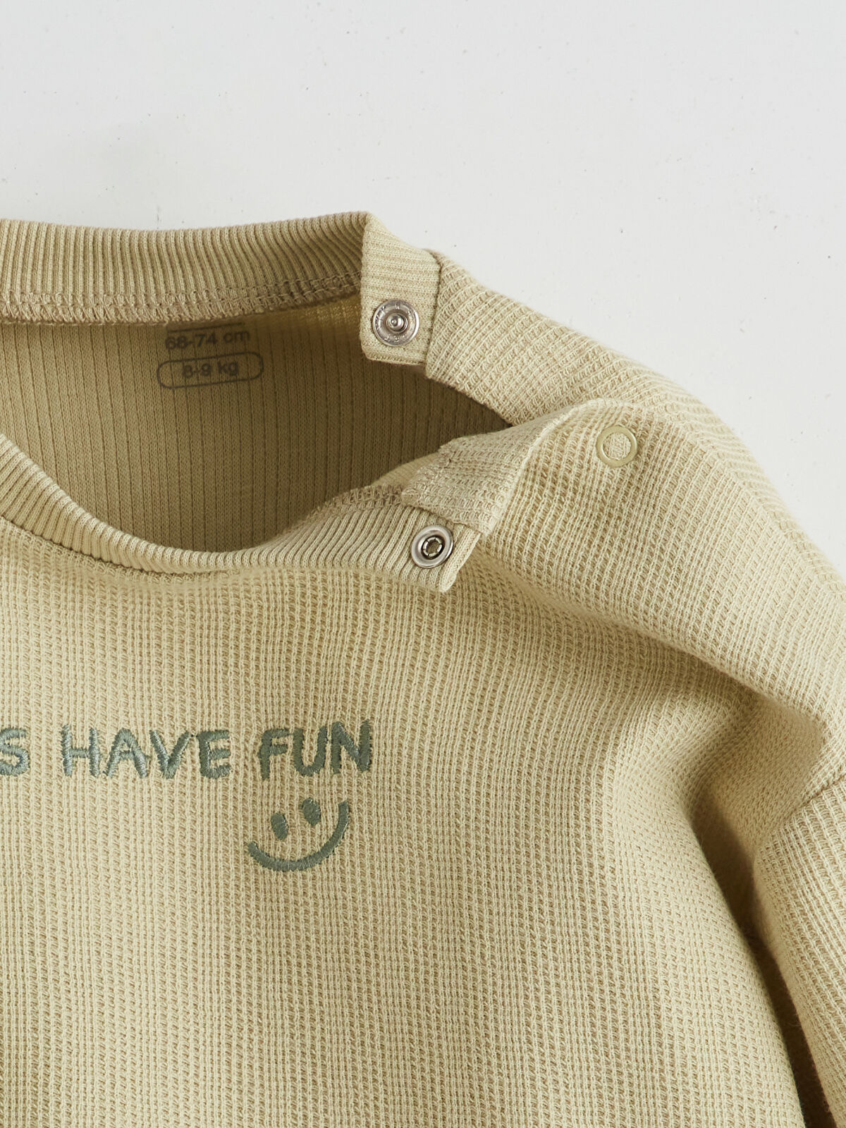 LCW baby Yeşil Bisiklet Yaka Nakışlı Erkek Bebek Sweatshirt