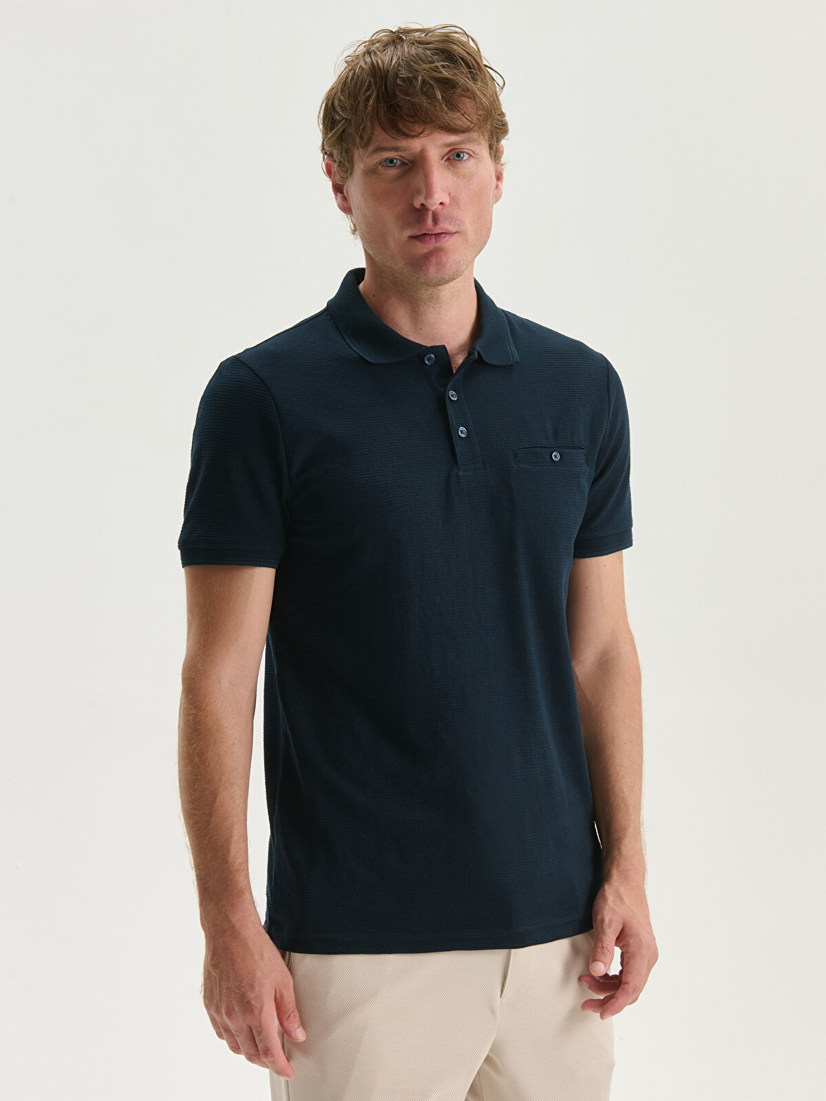 LCWAIKIKI Classic Lacivert Polo Yaka Kısa Kollu Erkek Dokulu