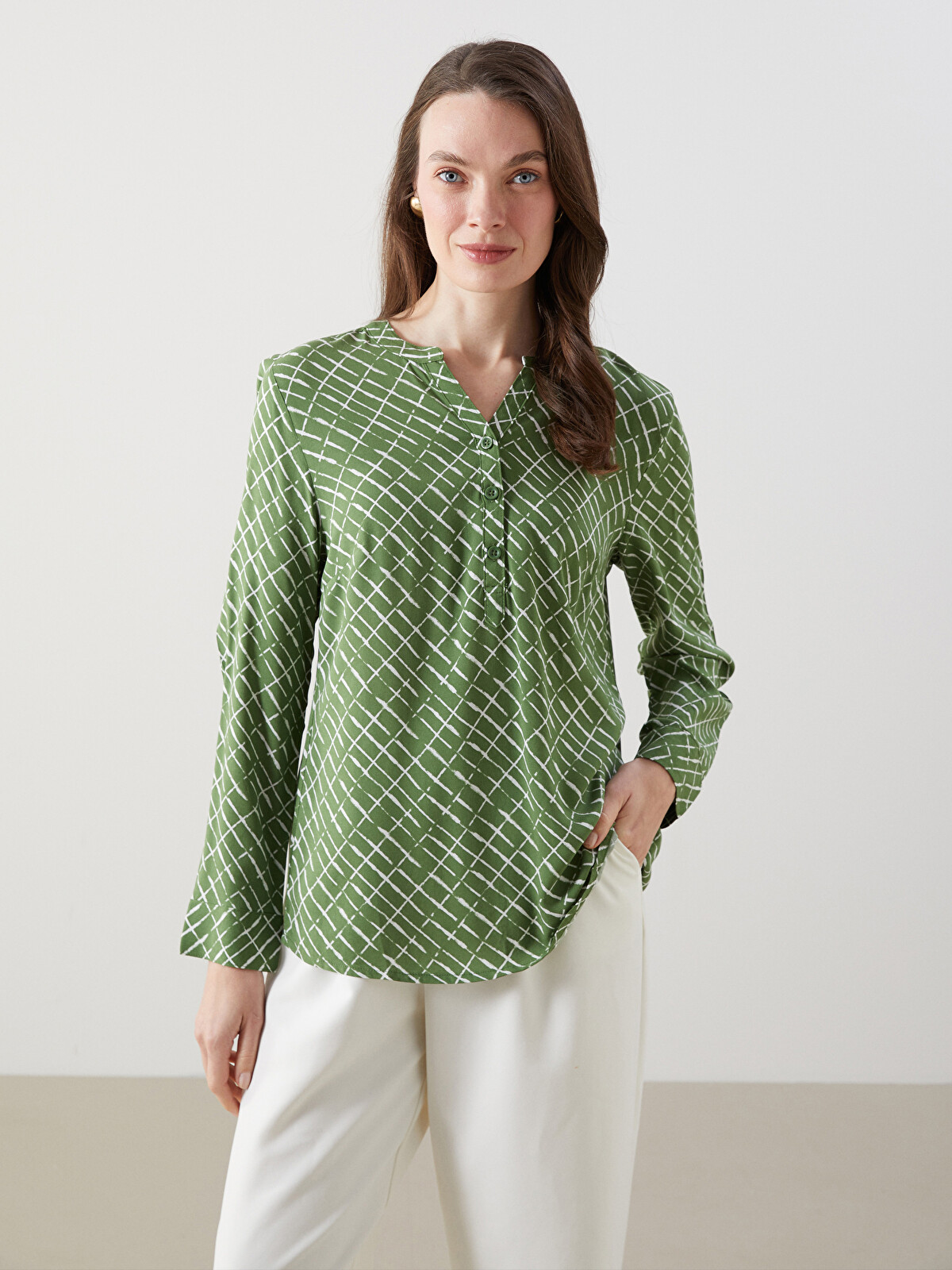 LCW Grace Notch Neck Patterned Women's Blouse - S53332Z8-LRJ - LC