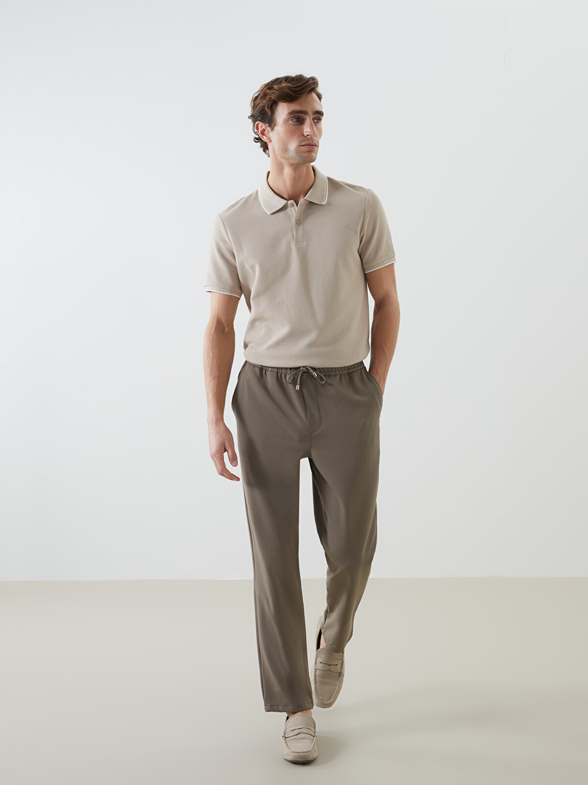 LCW Vision Standard Fit Men's Trousers - S53855Z8-DU7 | LC Waikiki