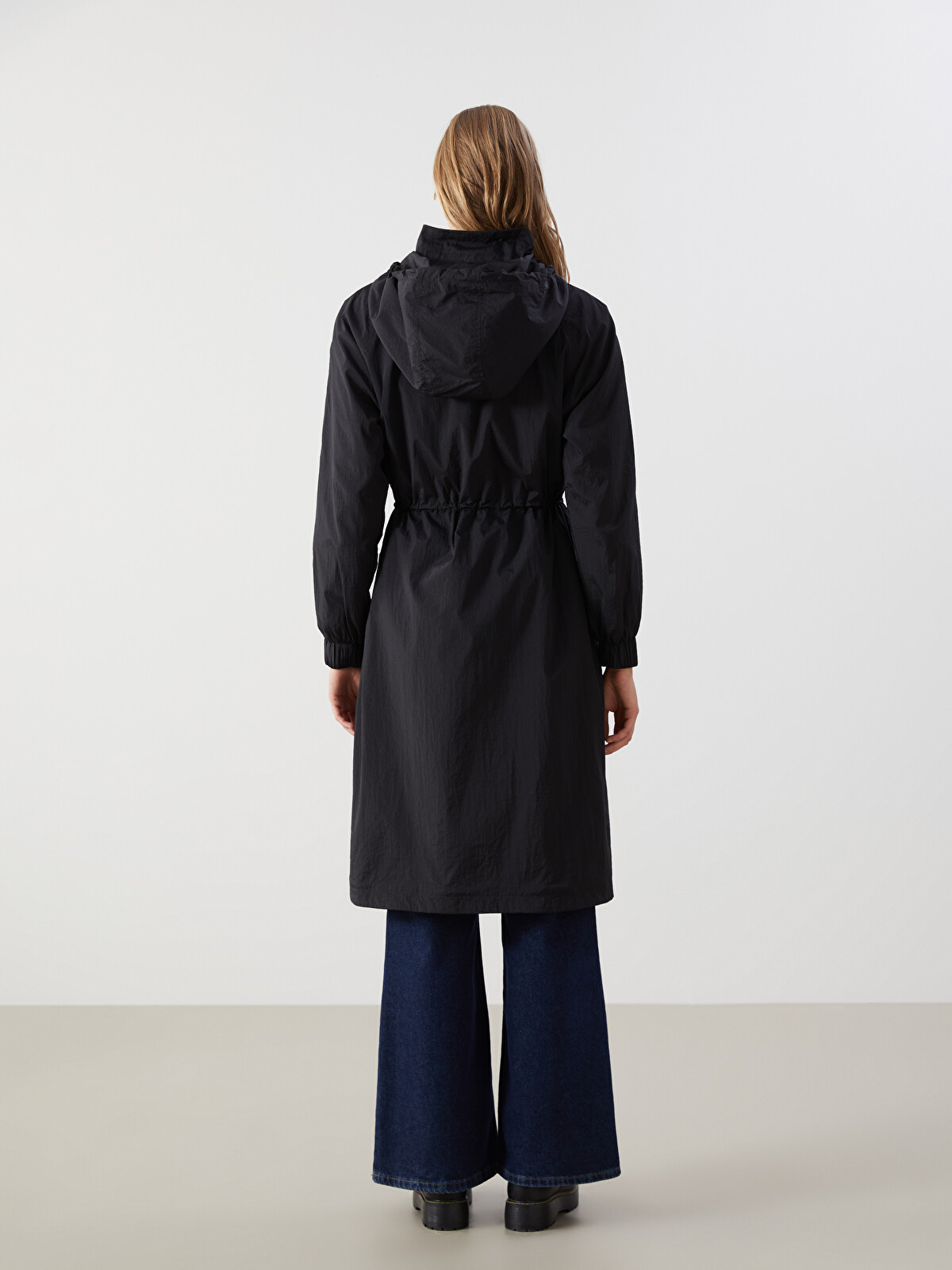 LCW Modest Siyah Kapüşonlu Kadın Yağmurluk - S54196Z8-CVL | LCW