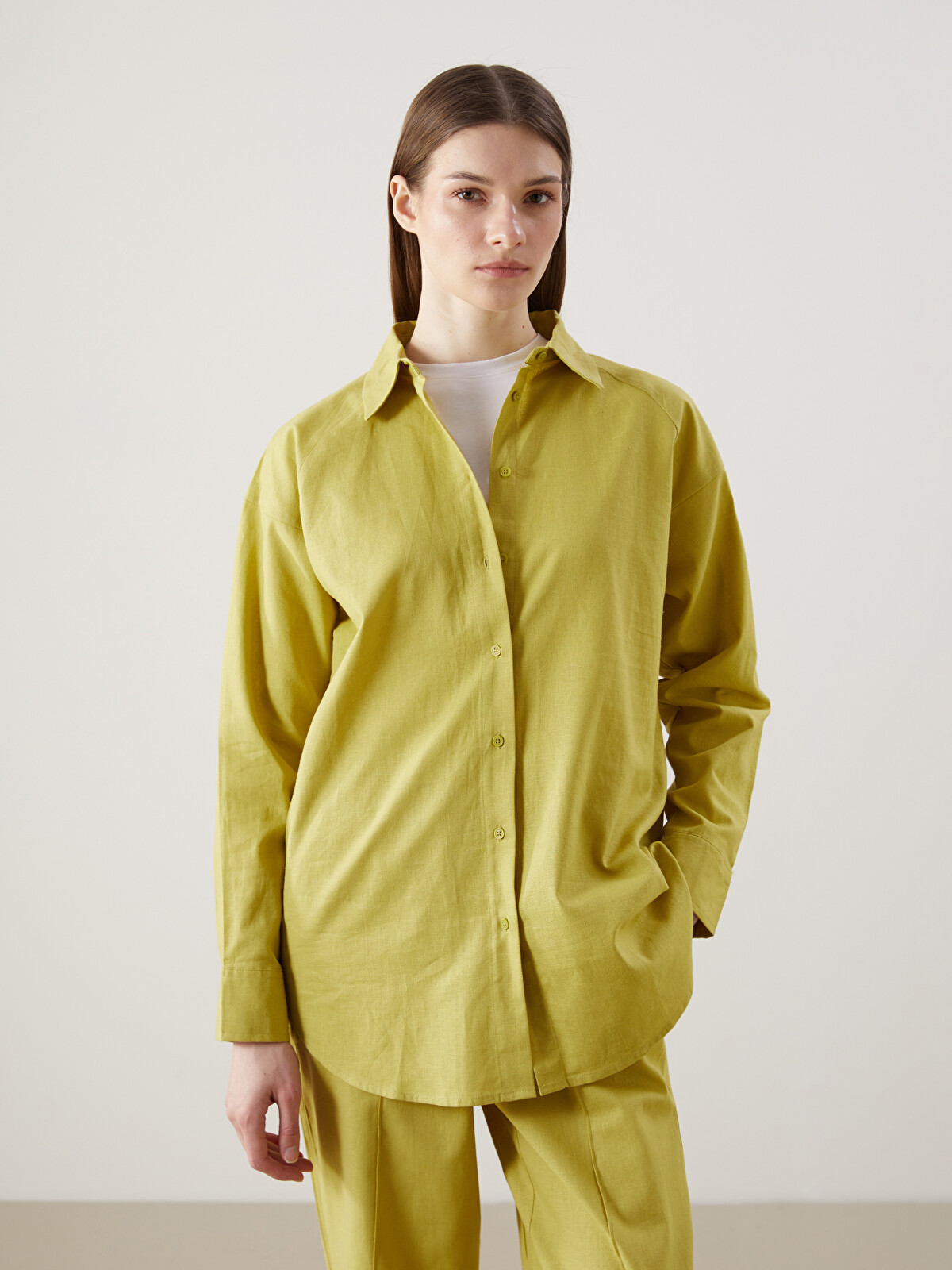 LCW Modest Oversize Keten Karışımlı Kadın Gömlek - S54730Z8-FZV