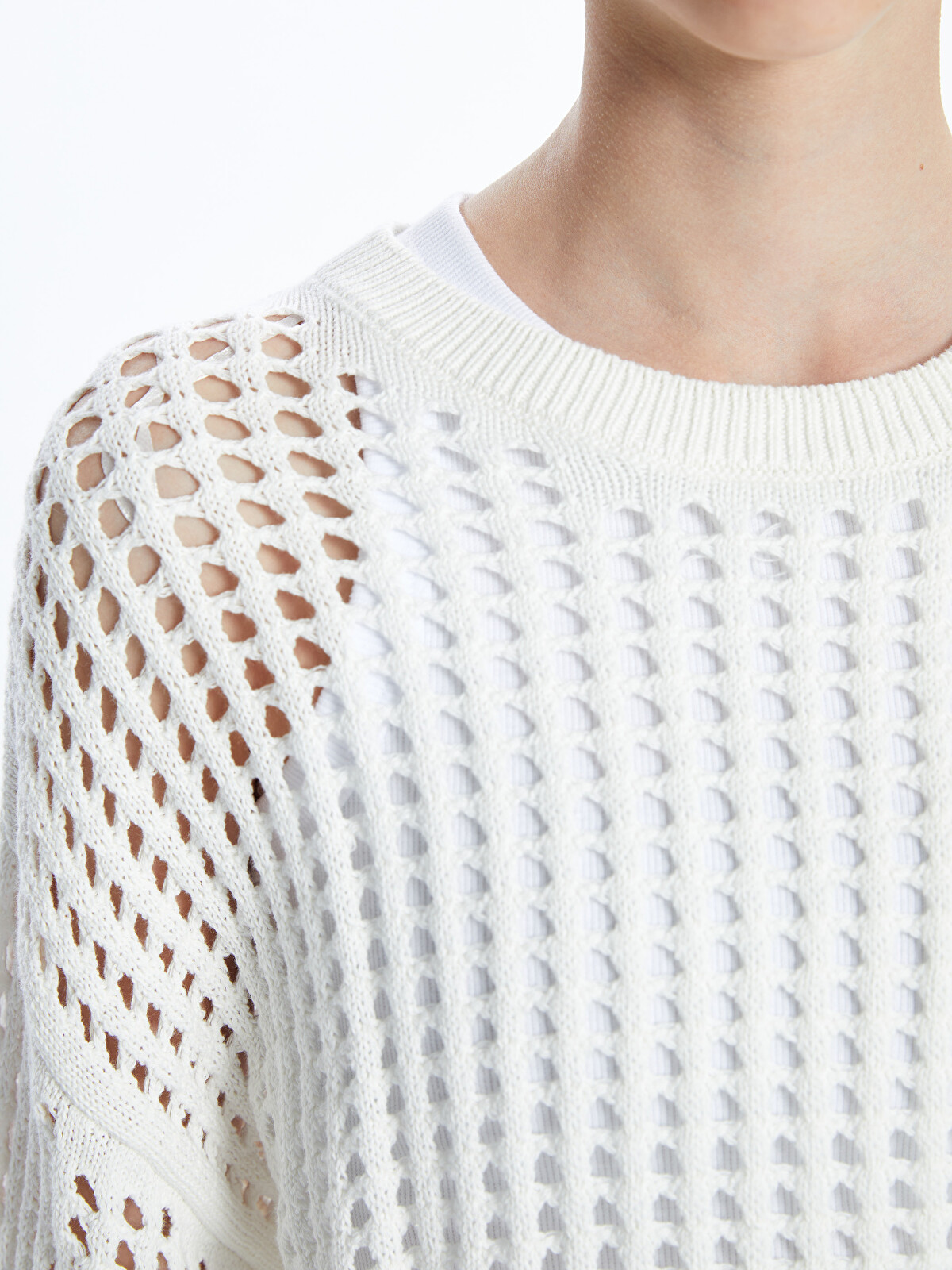 XSIDE Crew Neck Hole-Knitted Women's Sweater - S55642Z8-R9J - LC