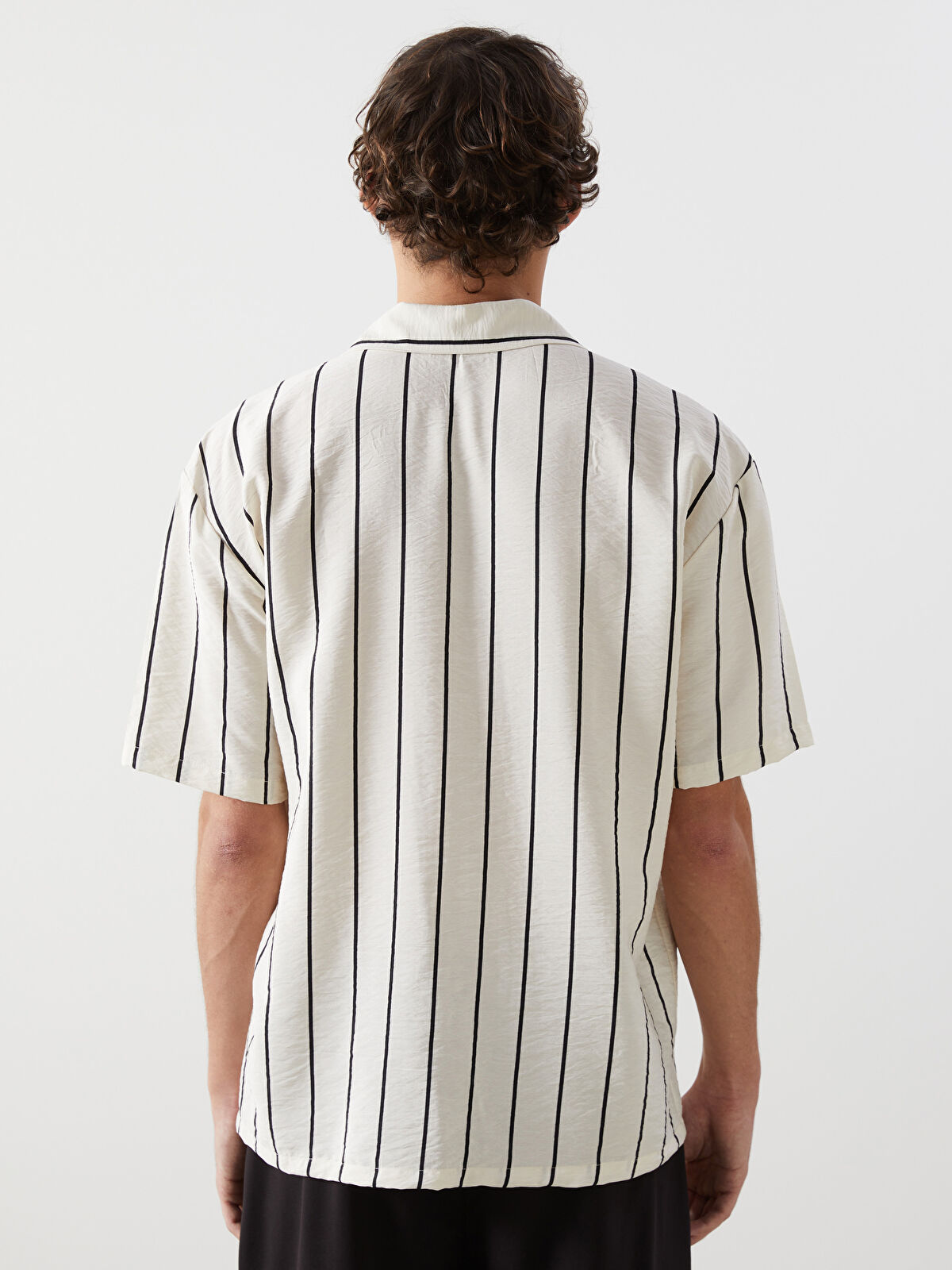 l_20251-s56008z8-leg-94-75-93-