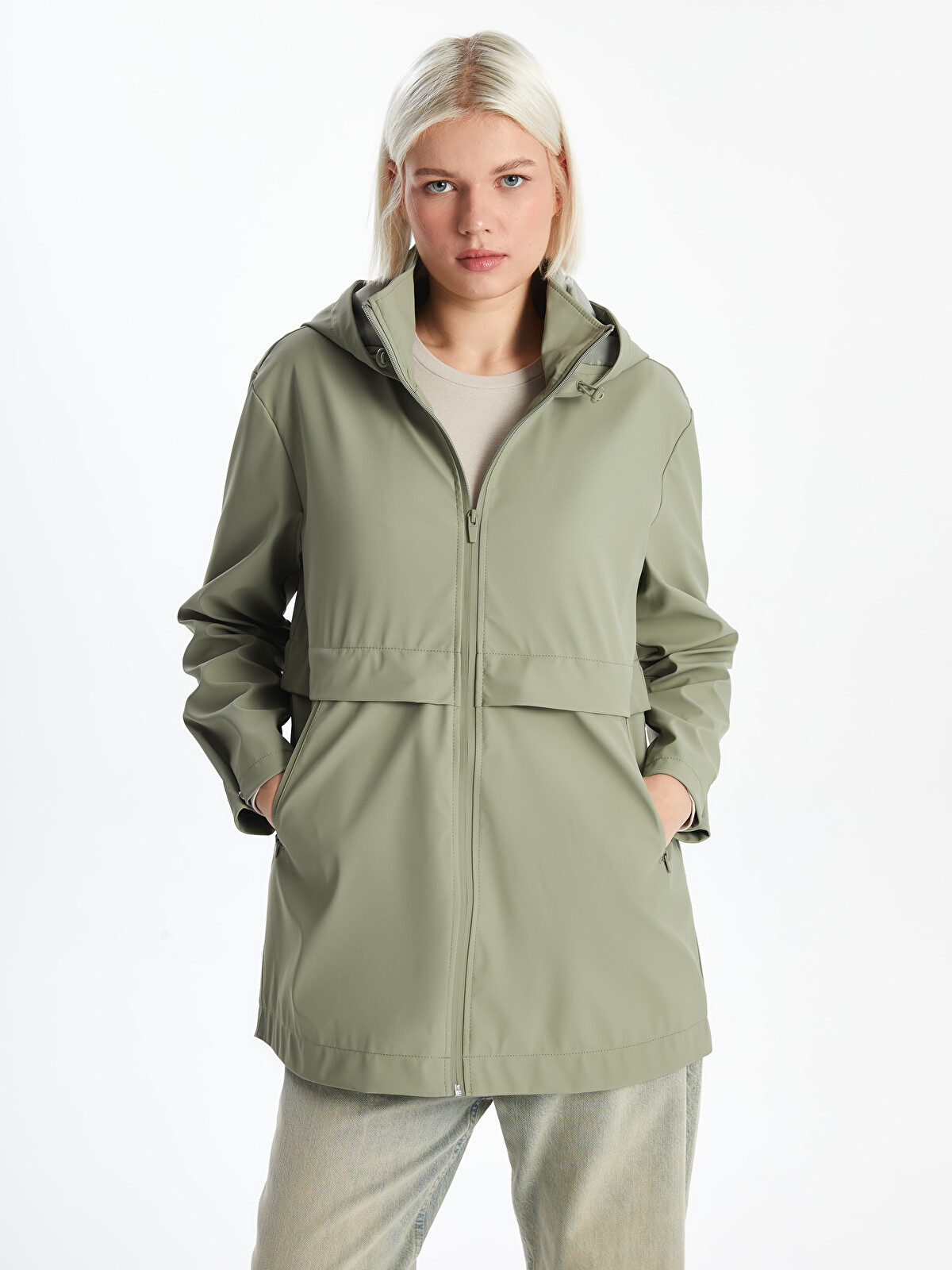 XSIDE Kapüşonlu Oversize Kadın Yağmurluk - S56090Z8-KEL | LC Waikiki