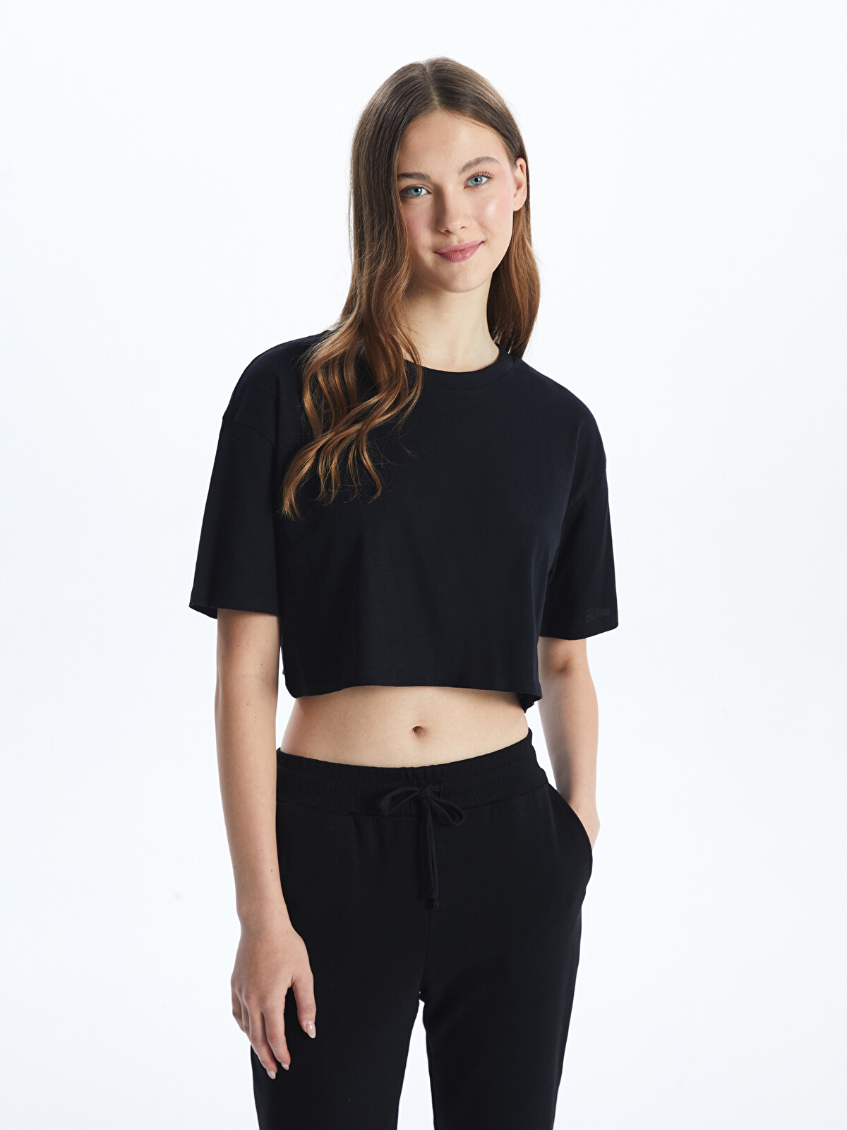 トップス 56 XSIDE Crew Neck Women's Crop Top - S56652Z8-CVL | LC Waikiki