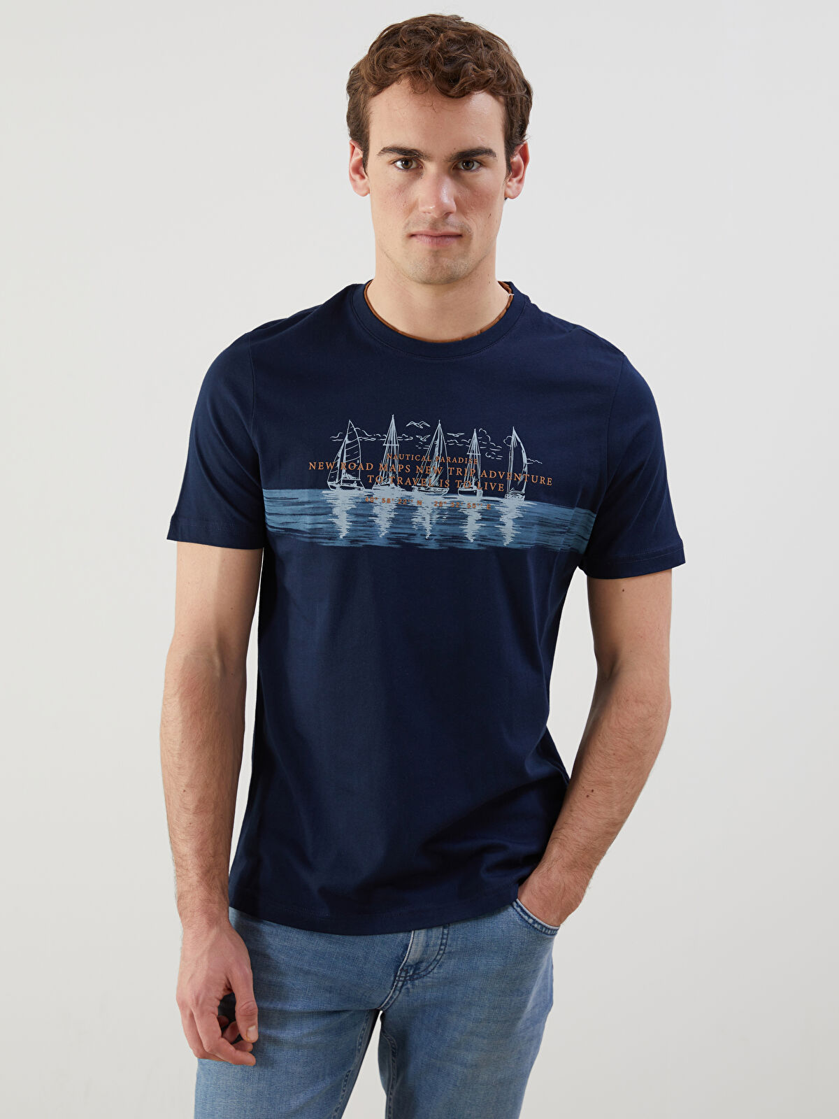 LCWAIKIKI Classic Lacivert Bisiklet Yaka Kısa Kollu Baskılı Penye