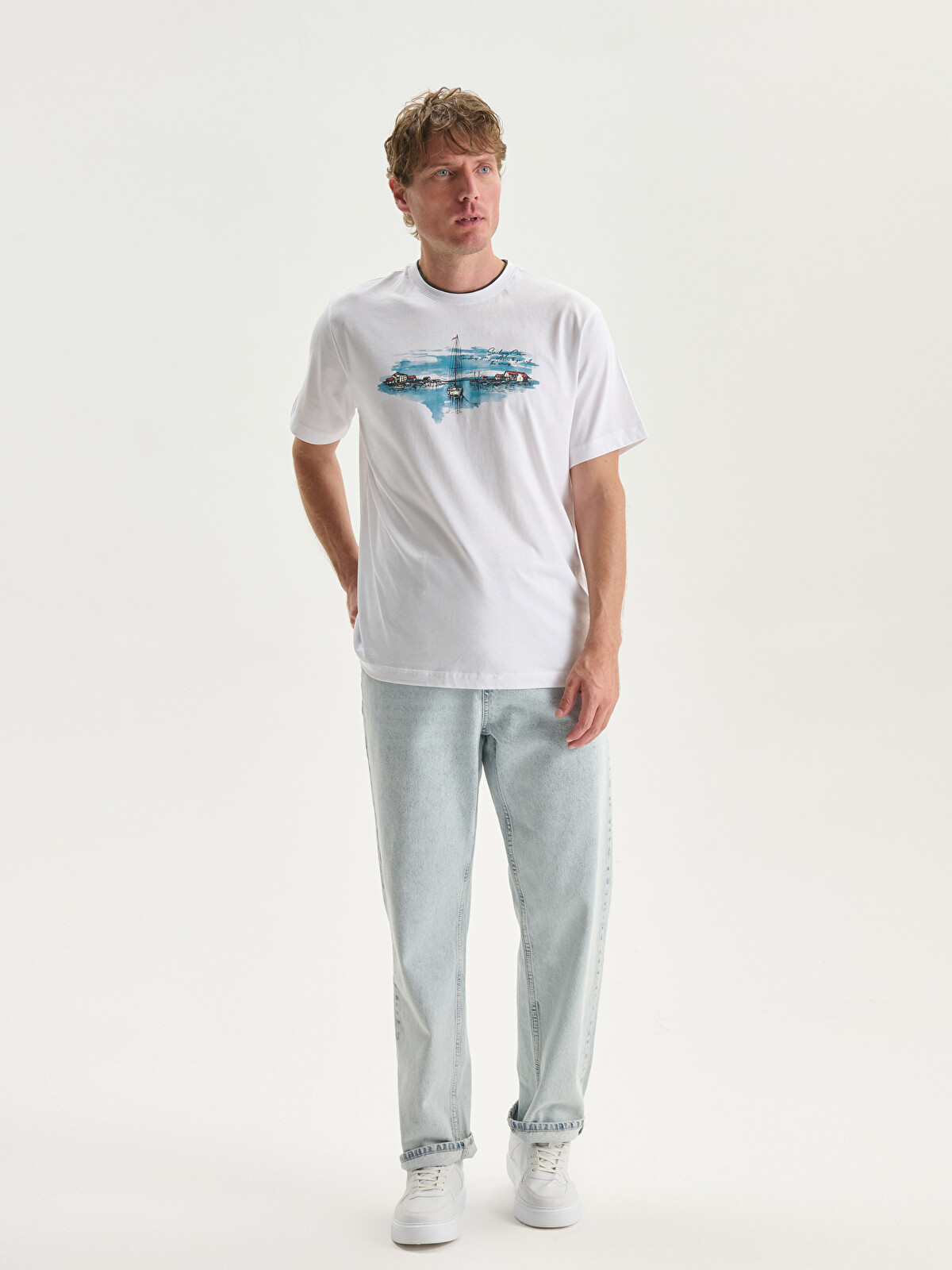 夏休み　エルヴィン・スミス LCWAIKIKI Classic Crew Neck Short Sleeve Printed Combed Cotton