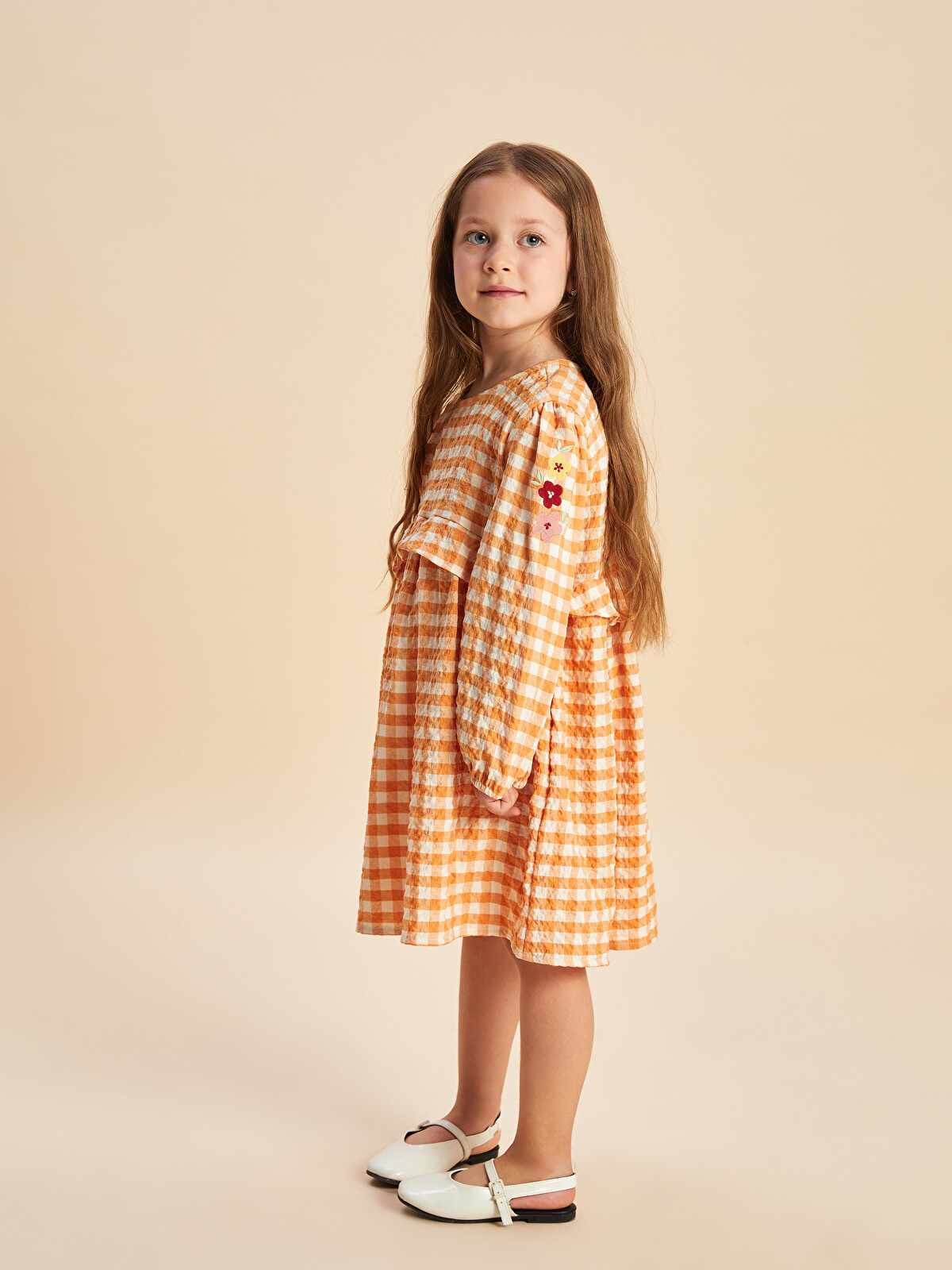 LCW Kids Crew Neck Girls' Crinkle Dress - S5AC63Z1-LQ2 | LC Waikiki