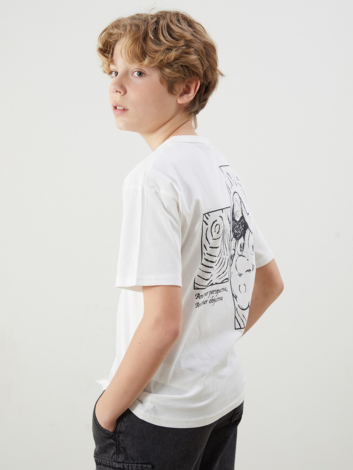 LCW Kids Crew Neck Nostalgic Monkey Printed Boys' T-shirt