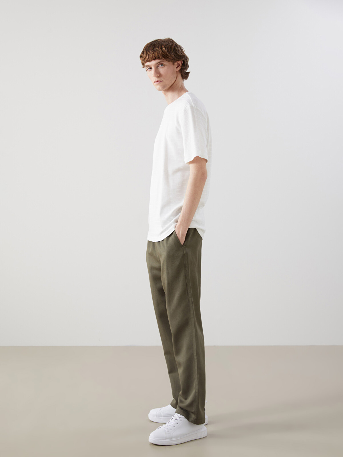 XSIDE Relaxed Fit Twill Men's Trousers - S5AG28Z8-RBW | LC Waikiki
