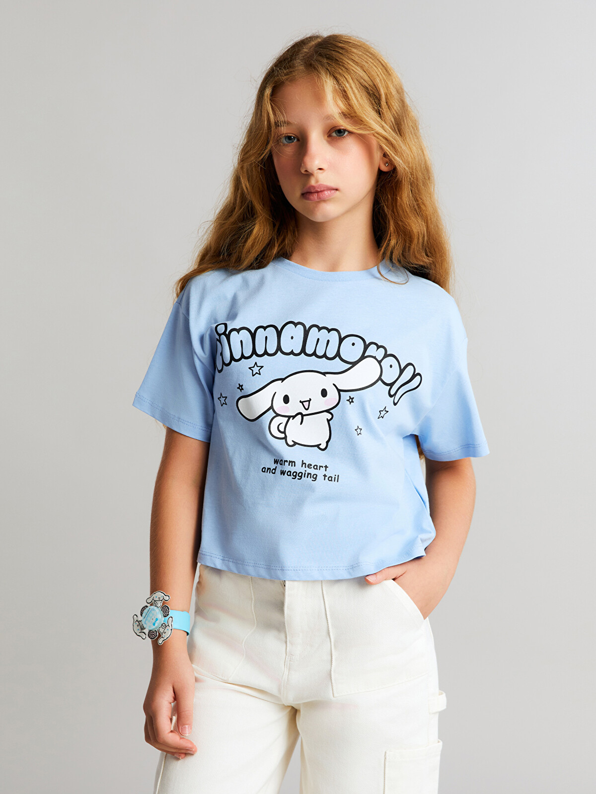 LCW Kids Mavi Bisiklet Yaka Cinnamoroll Baskılı Kız Çocuk Tişört