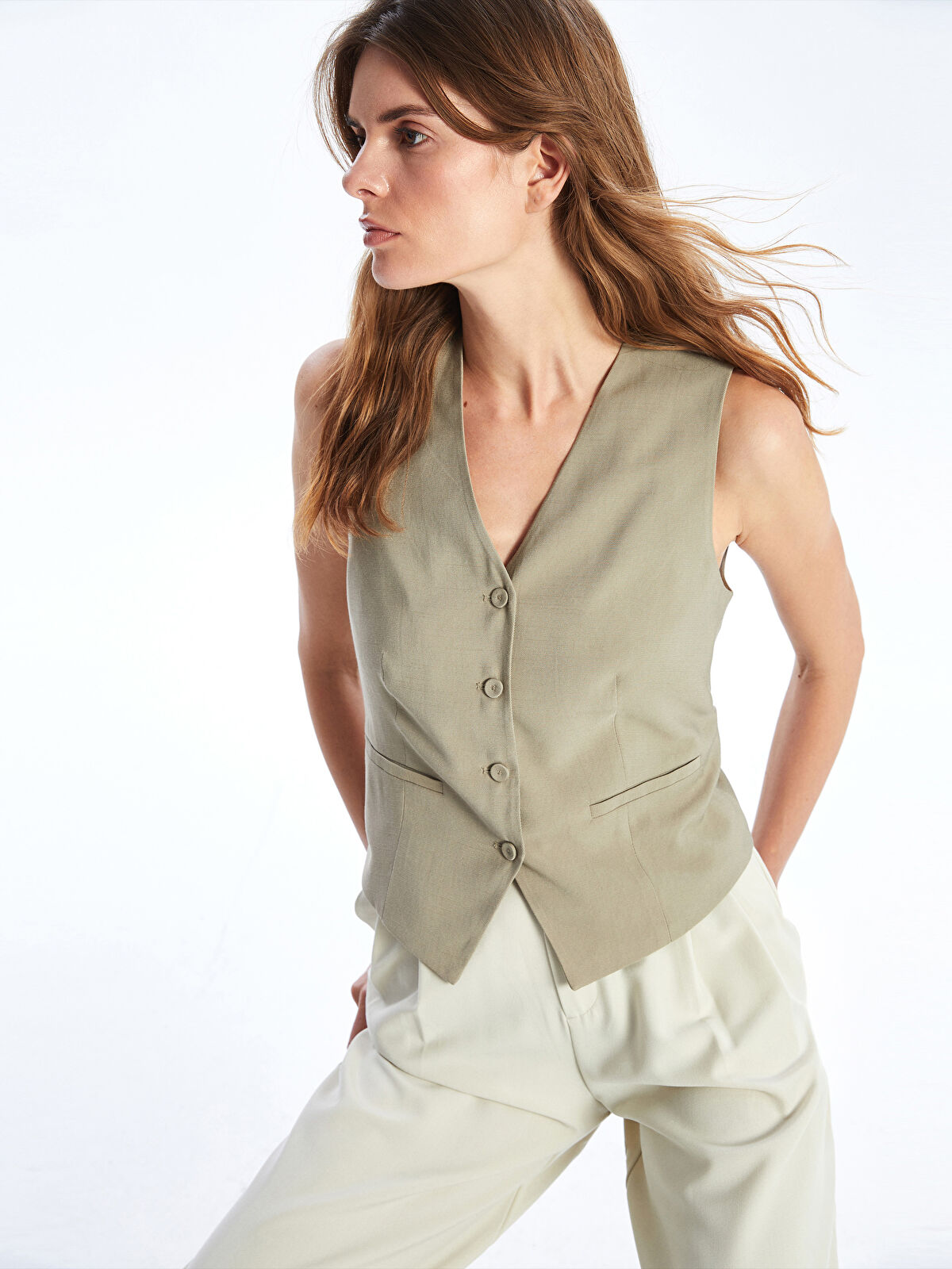 Қолдары қара киска