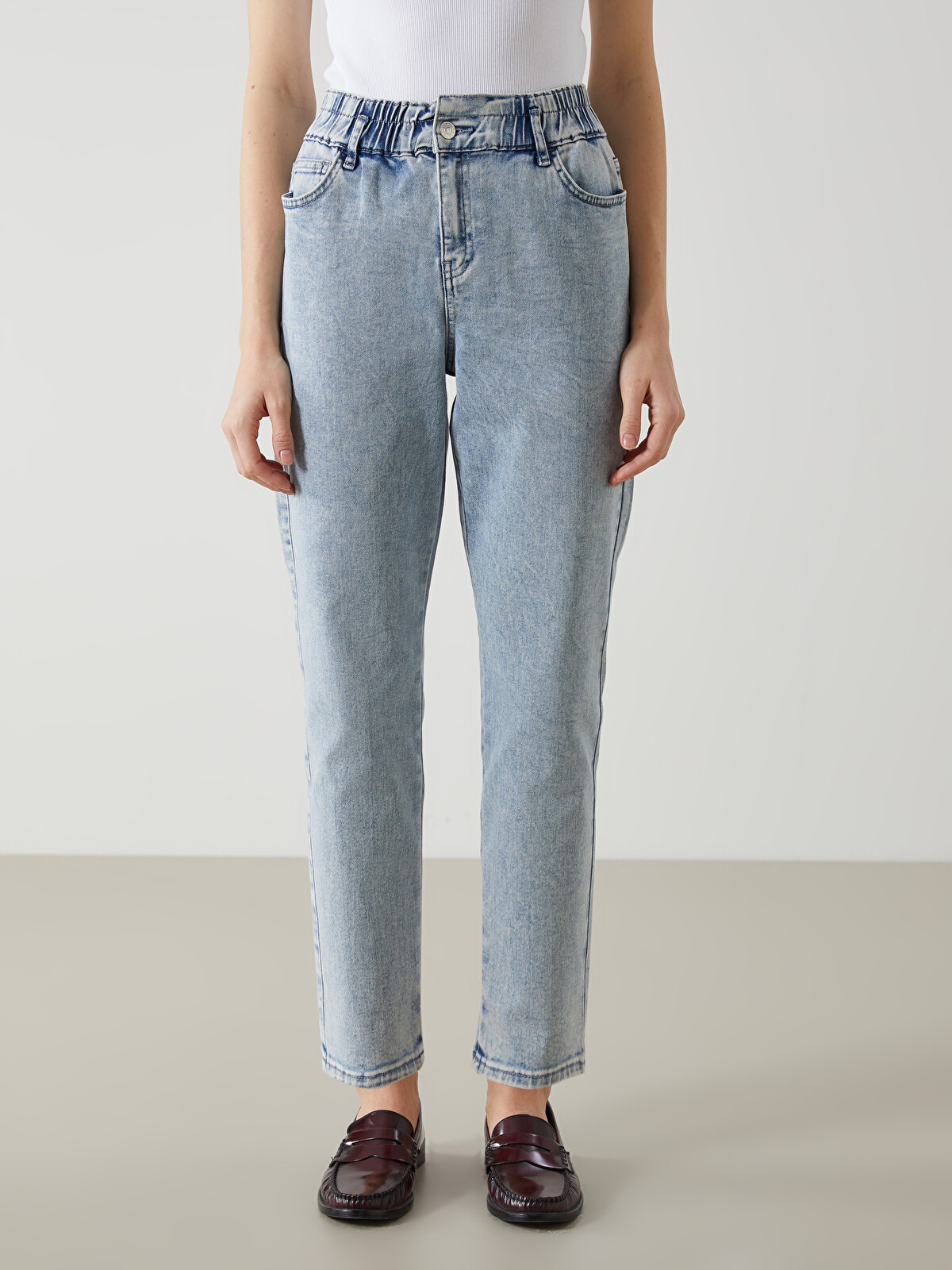 LCWAIKIKI Classic İndigo Slim Mom Kadın Jean Pantolon - S5BY45Z8