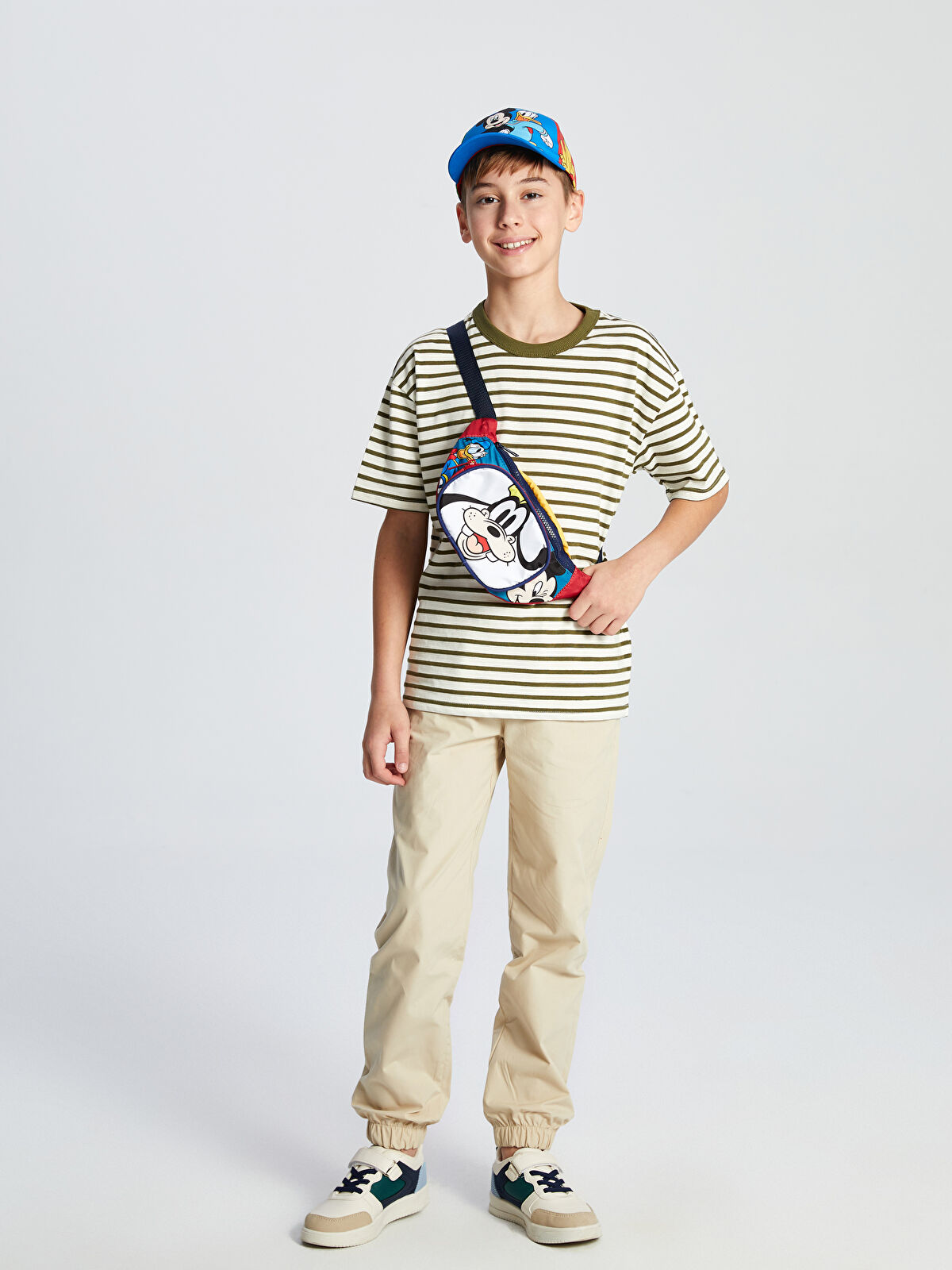 人気ショップ Boys' Printed Goofy Waikiki LC Sling LC - -S5CG66Z4-G9A Bag 小物